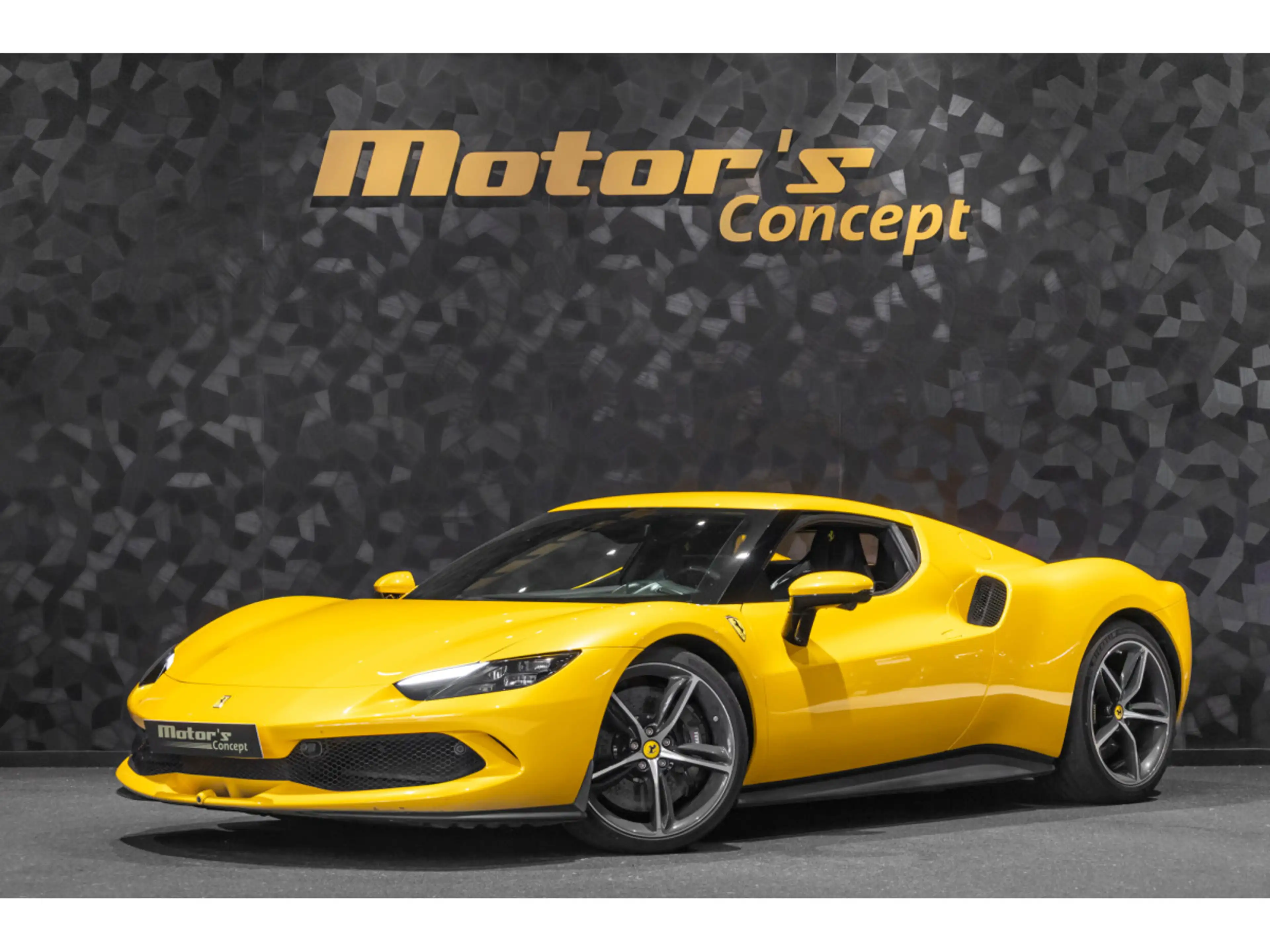 Ferrari 296 GTB GIALLO TRIPLO STRATO EXTRARANGE