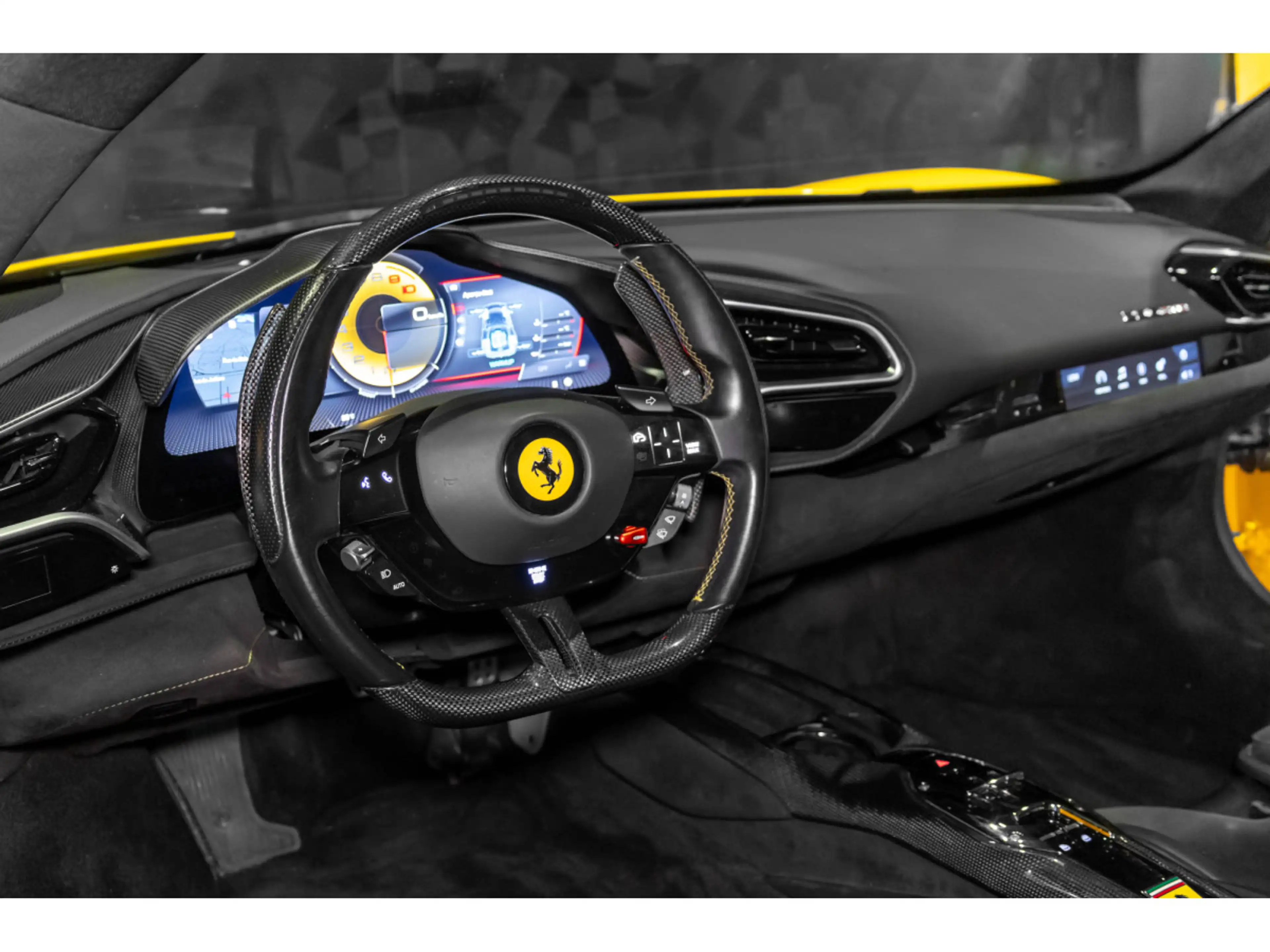 Ferrari 296 GTB GIALLO TRIPLO STRATO EXTRARANGE — photo 9