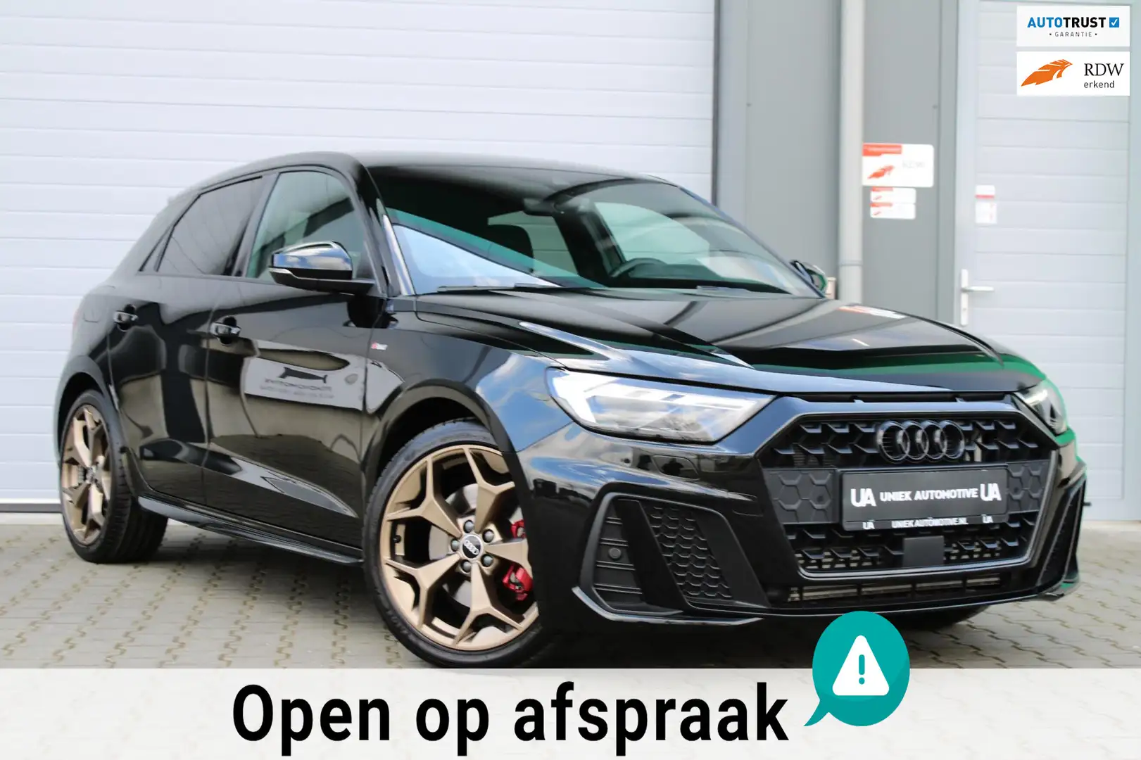 Audi A1 Sportback 40 TFSI S-LINE 207 PK | S-TRONIC | KEYLE Zwart - 1