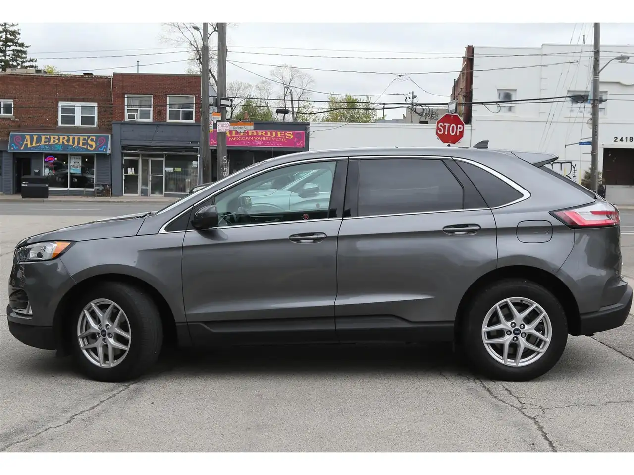 Ford Edge photo Ford Edge