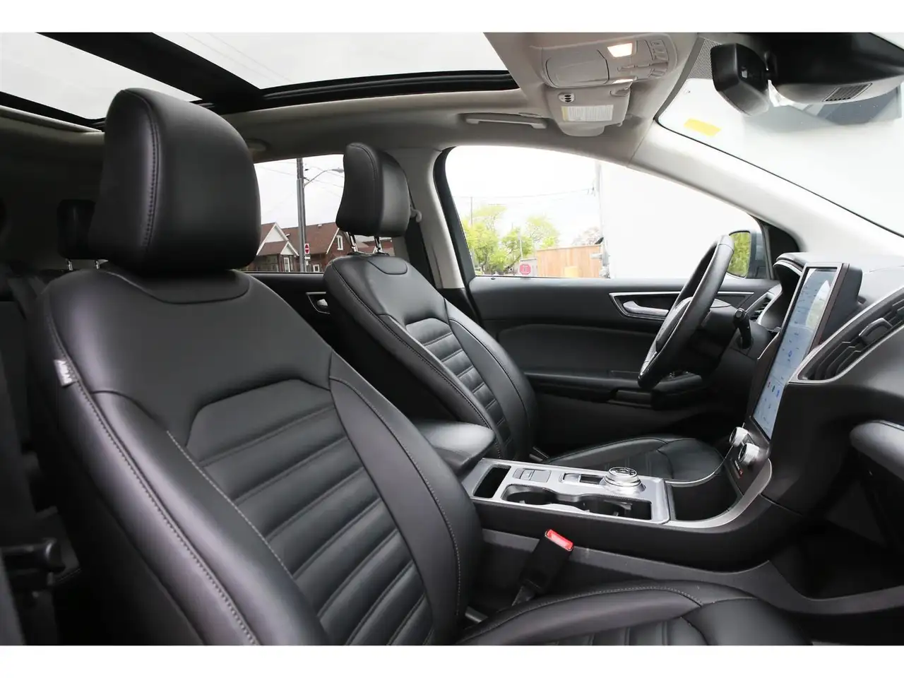Ford Edge photo Ford Edge