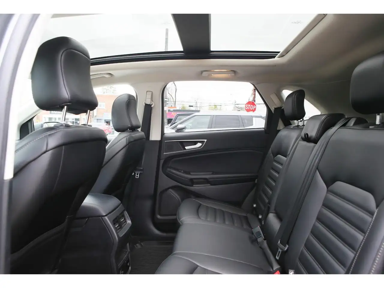 Ford Edge photo Ford Edge
