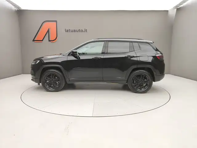 Jeep Compass view 4