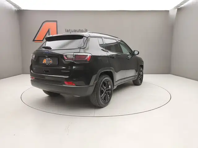 Jeep Compass view 7