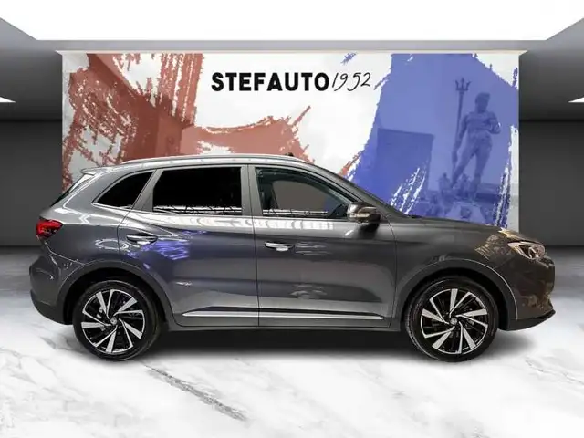 MG ZS view 2