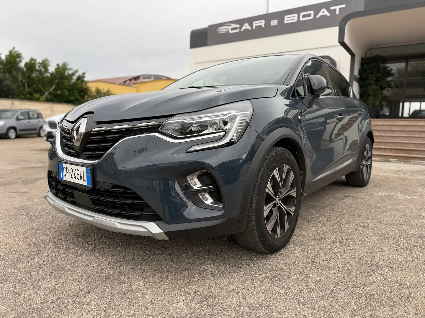 Renault Captur Captur II 2019 1.0 tce Techno Fast Track Gpl 100cv Grijs - 1