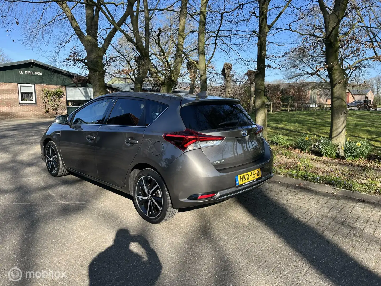 Toyota Auris 1.8 Hybrid Dynamic camera All in rijklaar Grijs - 2