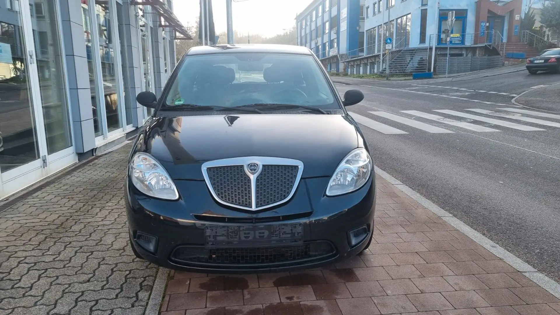 Lancia Ypsilon 1.2 8V Argento Klima Schwarz - 2