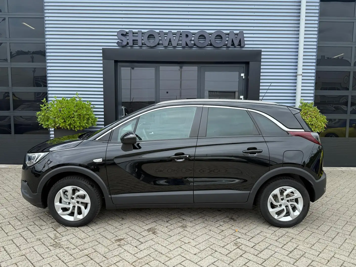 Opel Crossland X 1.2 Turbo Innovation|Applecarplay|Camera|Cruise Чорний - 2