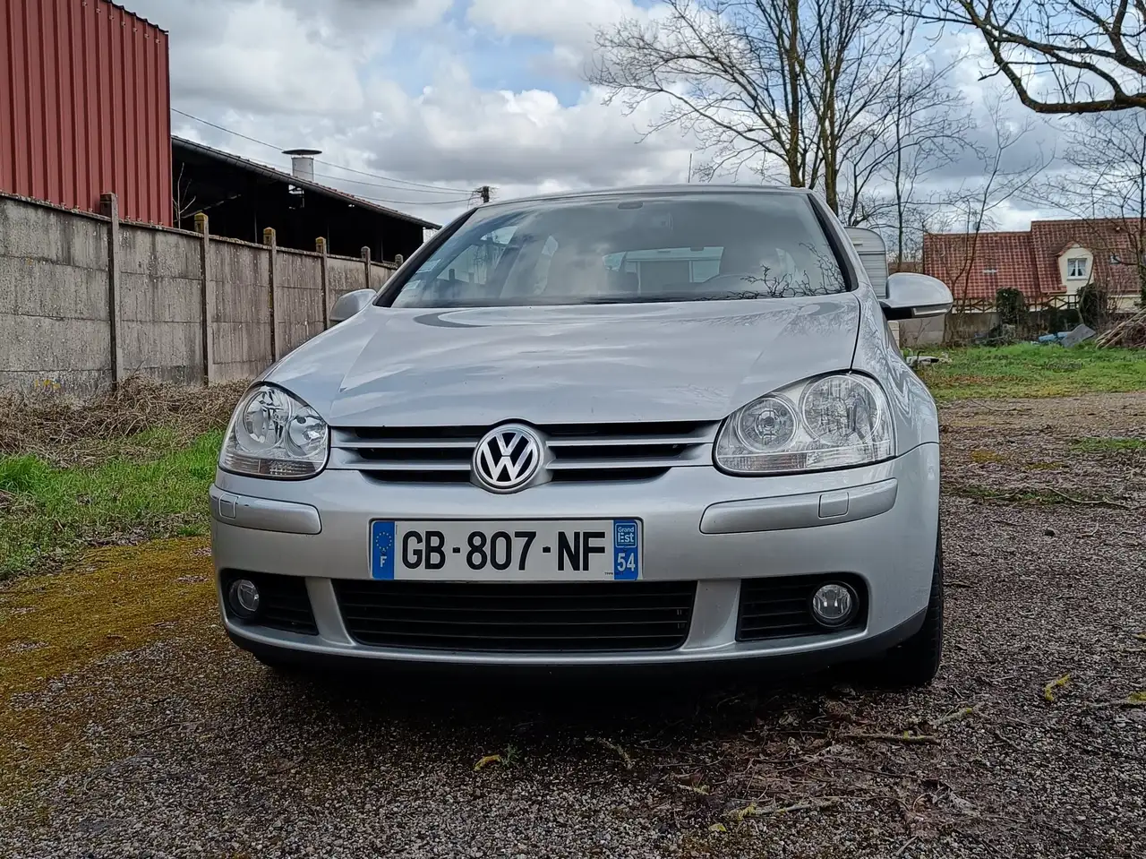 Volkswagen Golf 1.4 16S TSI 122 Carat DSG7