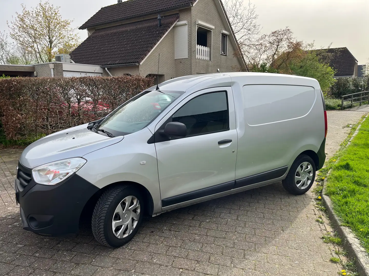 Dacia Dokker 1.5 dCi 75 Ambiance Silver - 1