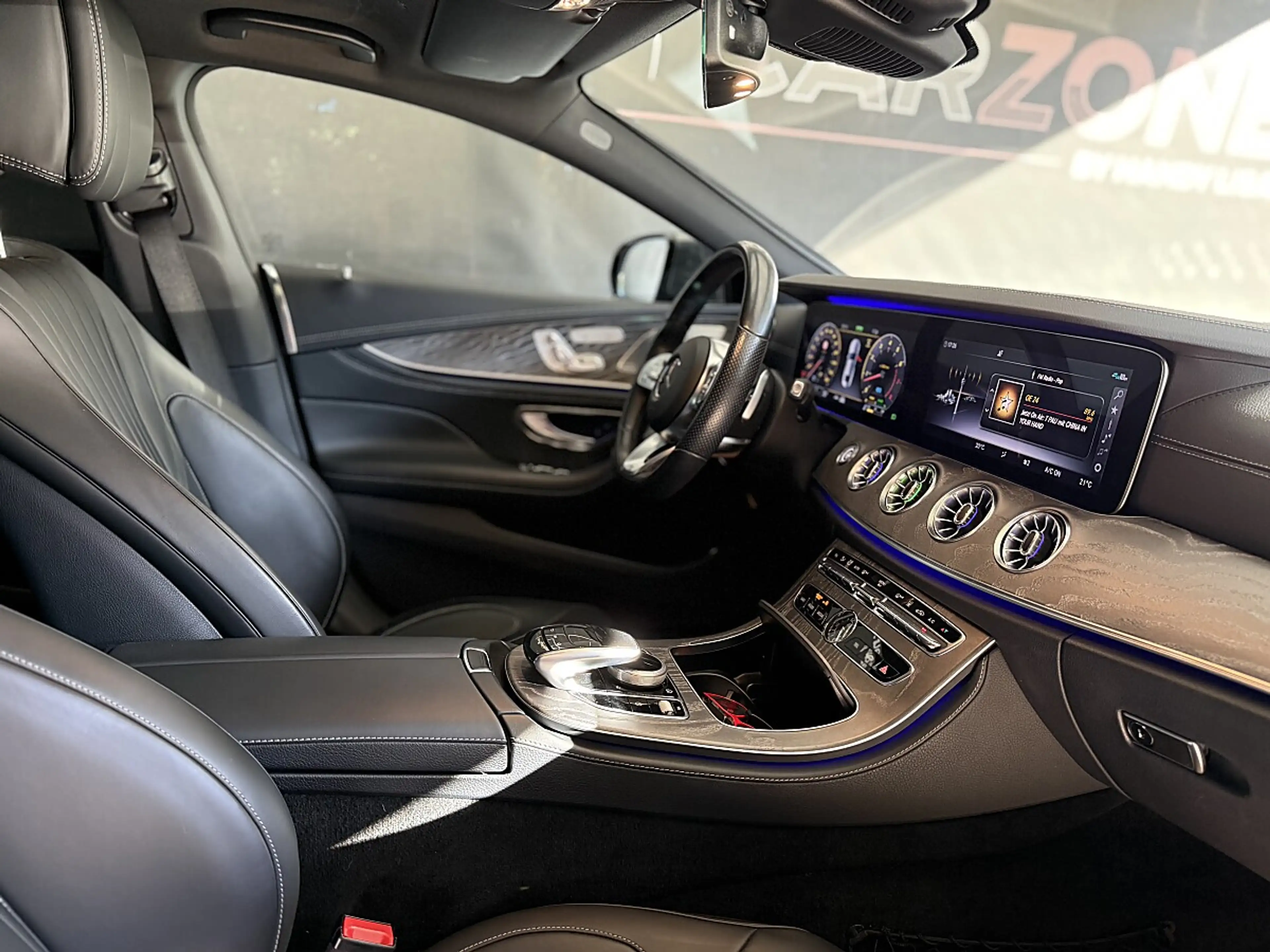 Mercedes-Benz CLS 450 4MATIC Aut. *Umbau 63AMG*Schiebedach*360°Kam*Lu... — photo 8