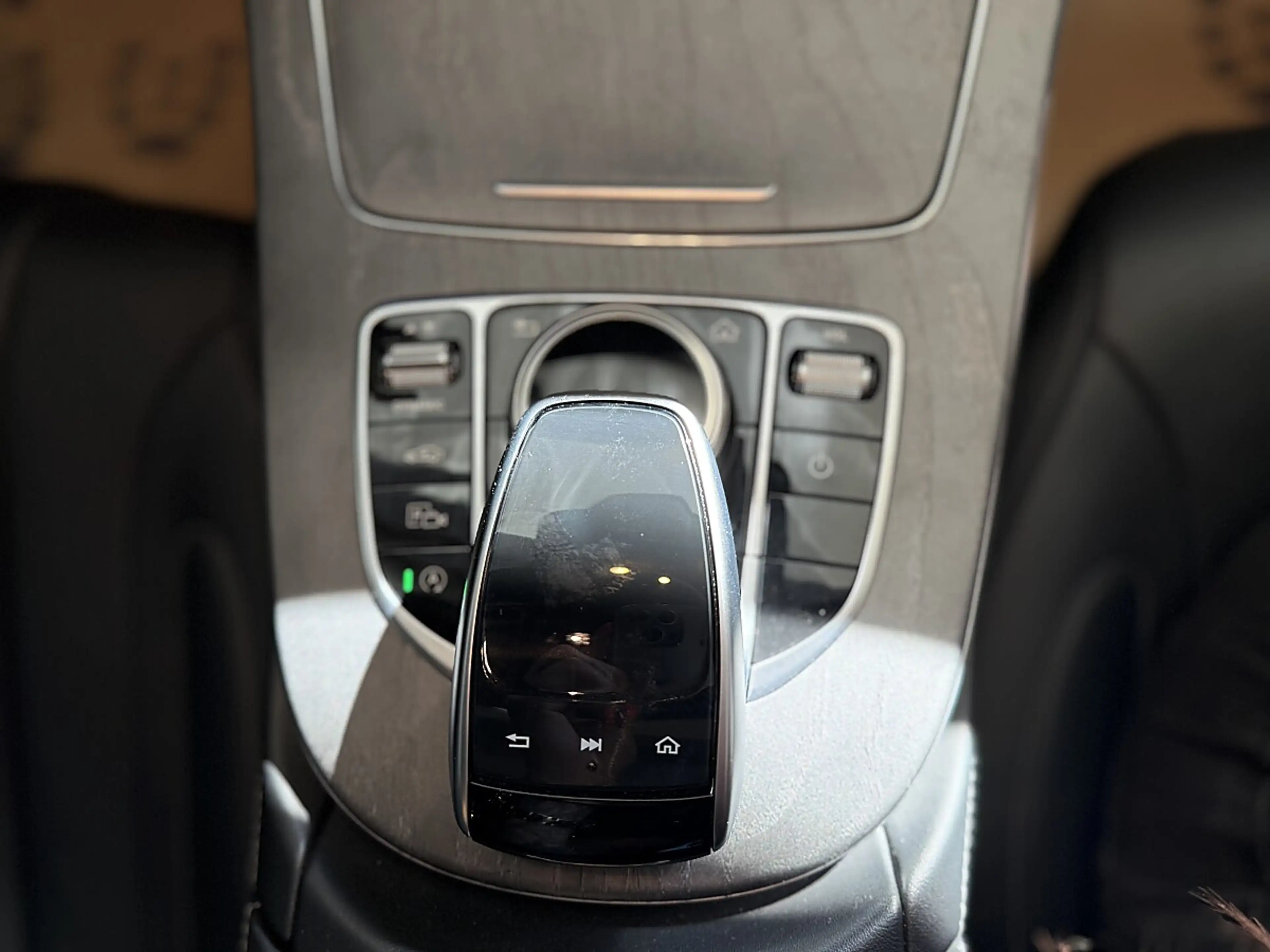 Mercedes-Benz CLS 450 4MATIC Aut. *Umbau 63AMG*Schiebedach*360°Kam*Lu... — photo 12