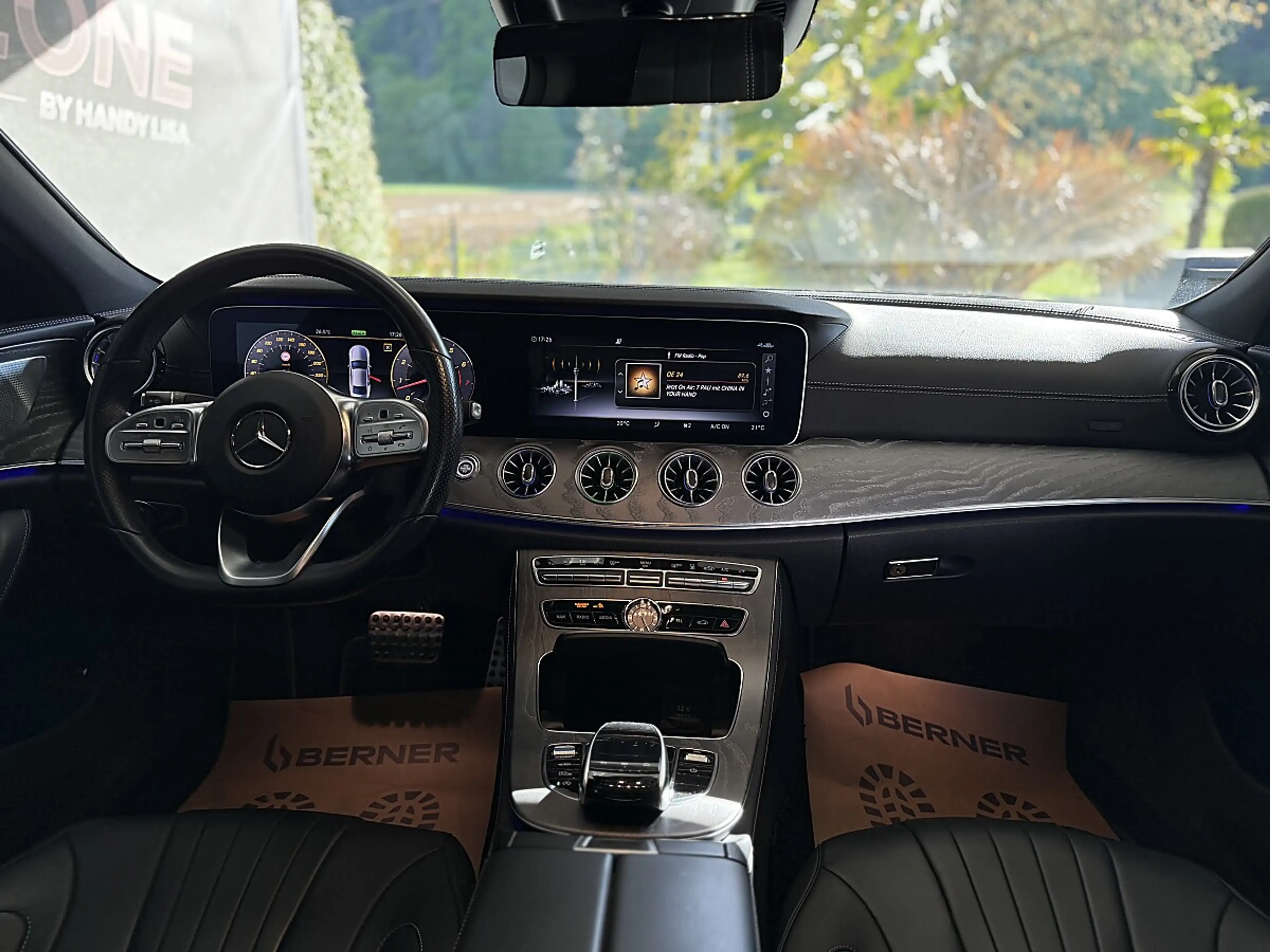 Mercedes-Benz CLS 450 4MATIC Aut. *Umbau 63AMG*Schiebedach*360°Kam*Lu... — photo 7