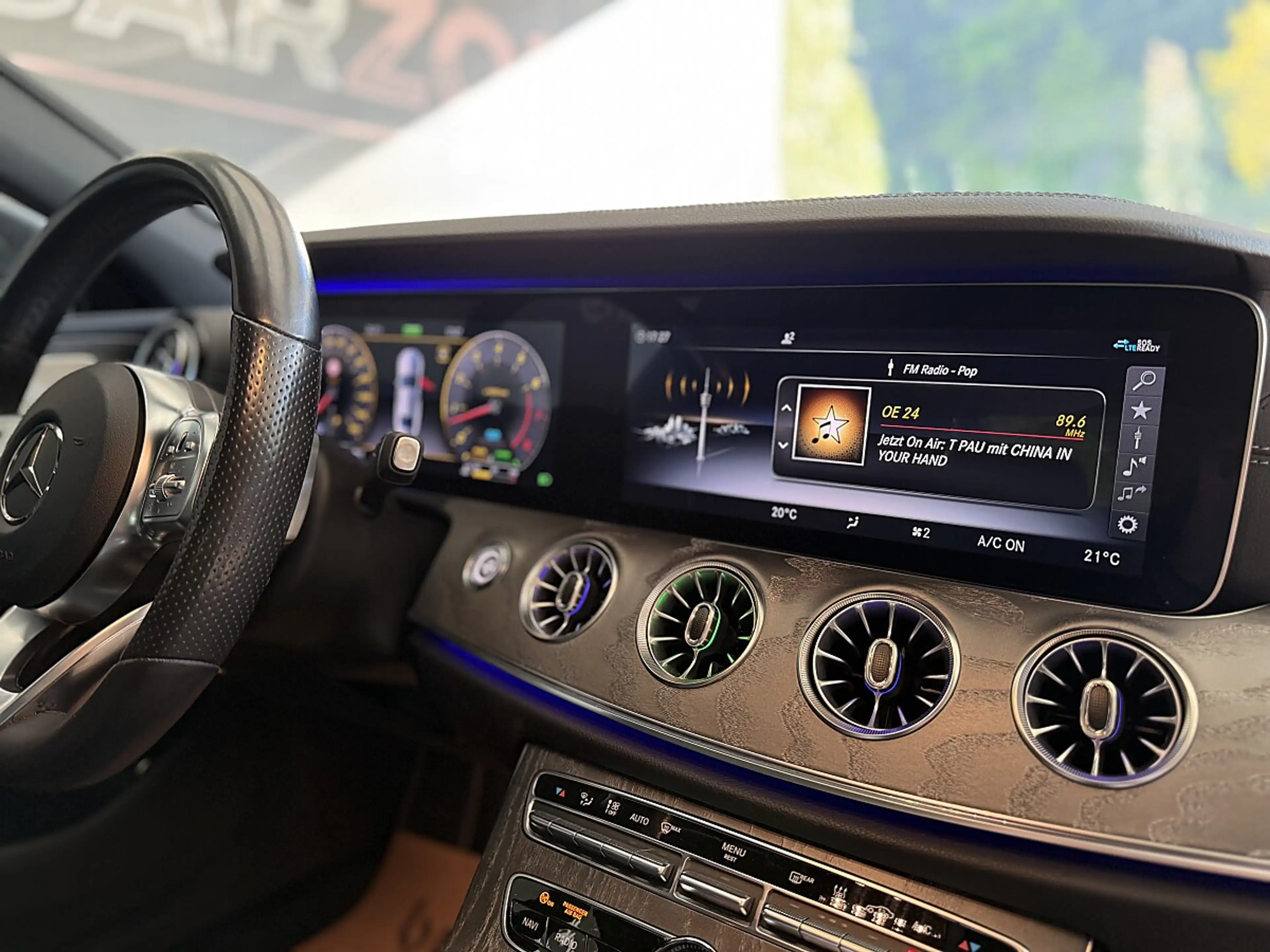 Mercedes-Benz CLS 450 4MATIC Aut. *Umbau 63AMG*Schiebedach*360°Kam*Lu... — photo 11