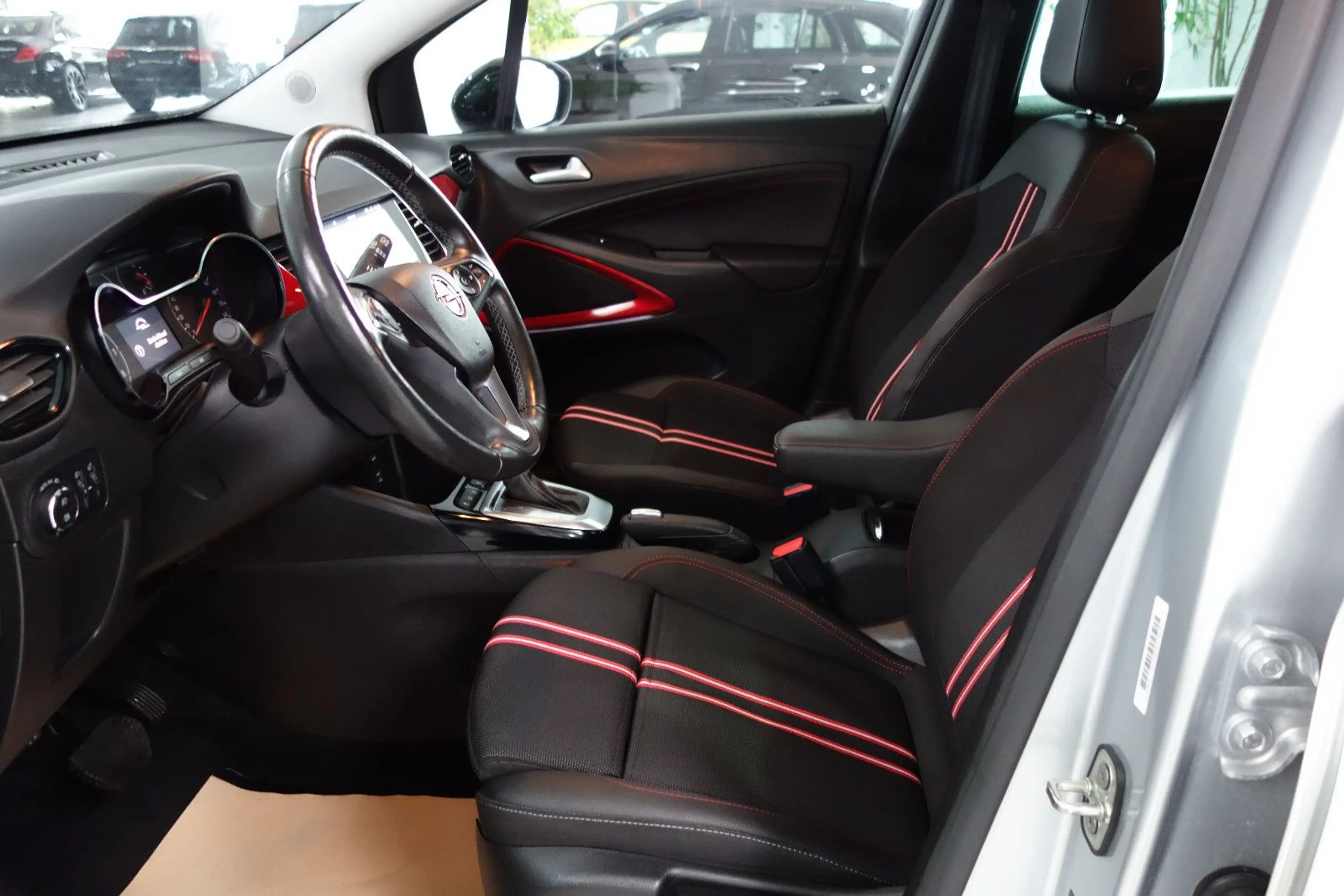 Opel Crossland X Crossland 1.2 GS Line high gloss Autom/LED/Navi — photo 15