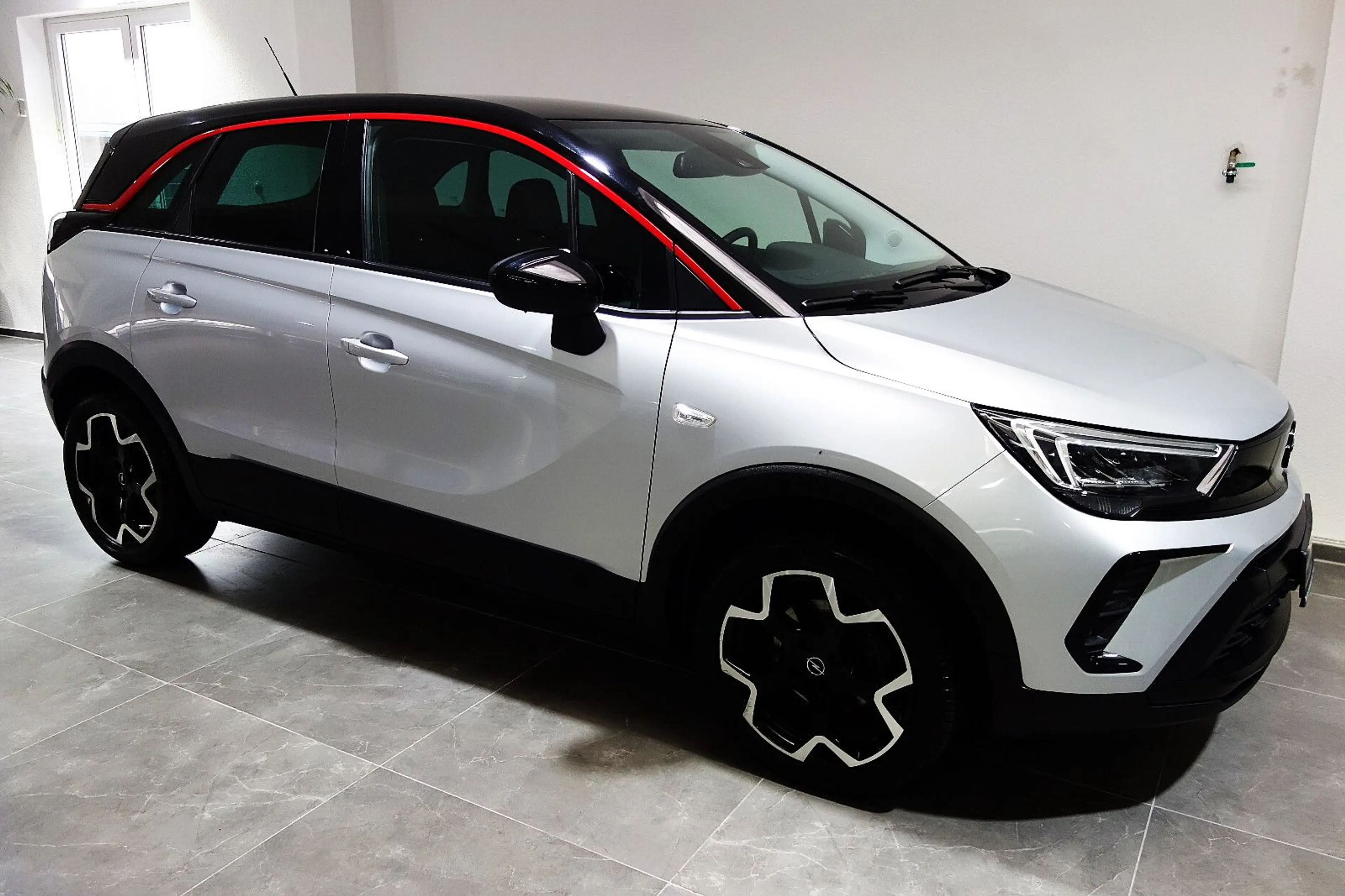 Opel Crossland X Crossland 1.2 GS Line high gloss Autom/LED/Navi — photo 5