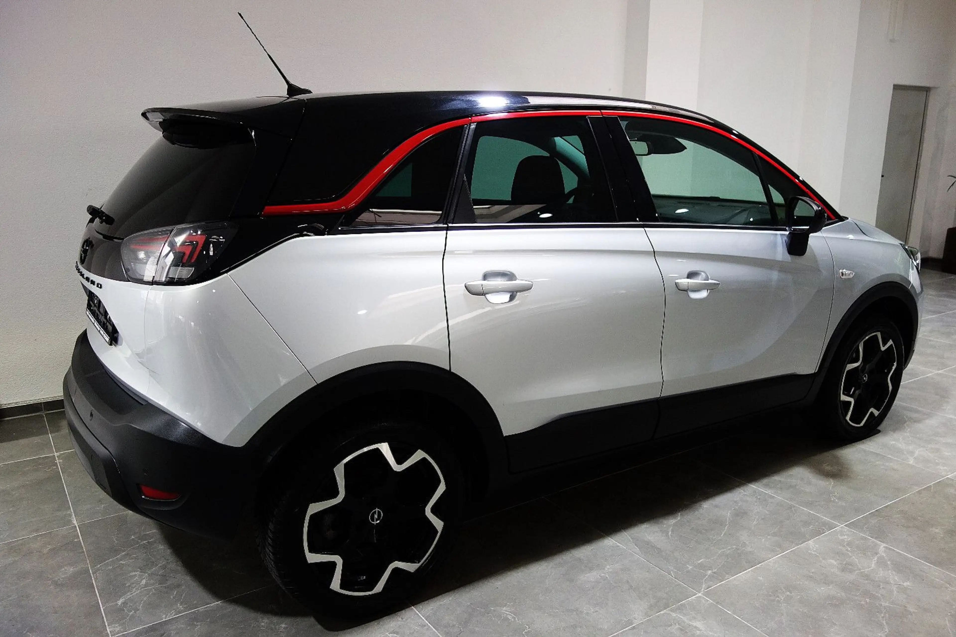 Opel Crossland X Crossland 1.2 GS Line high gloss Autom/LED/Navi — photo 8