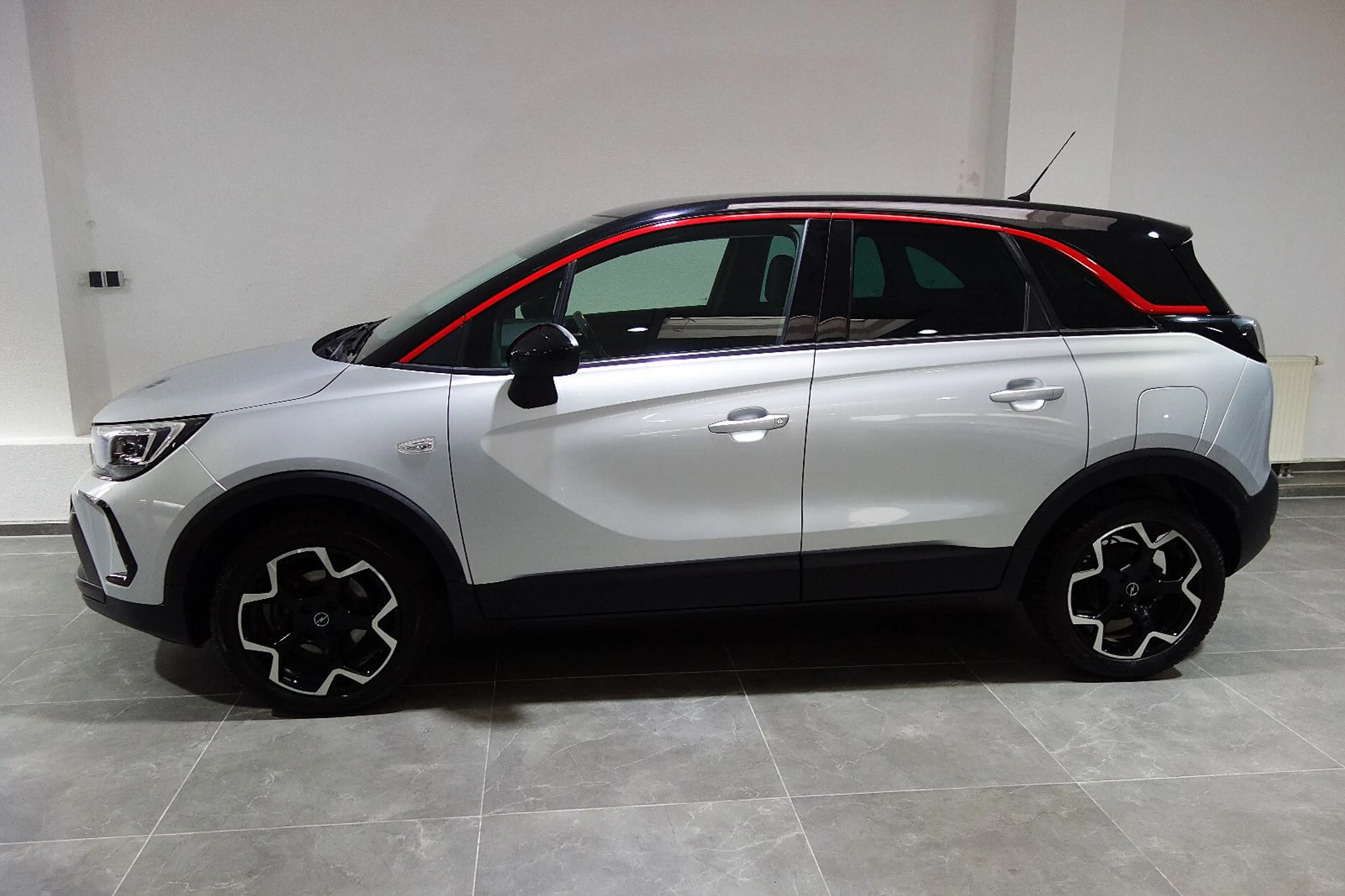 Opel Crossland X Crossland 1.2 GS Line high gloss Autom/LED/Navi — photo 4