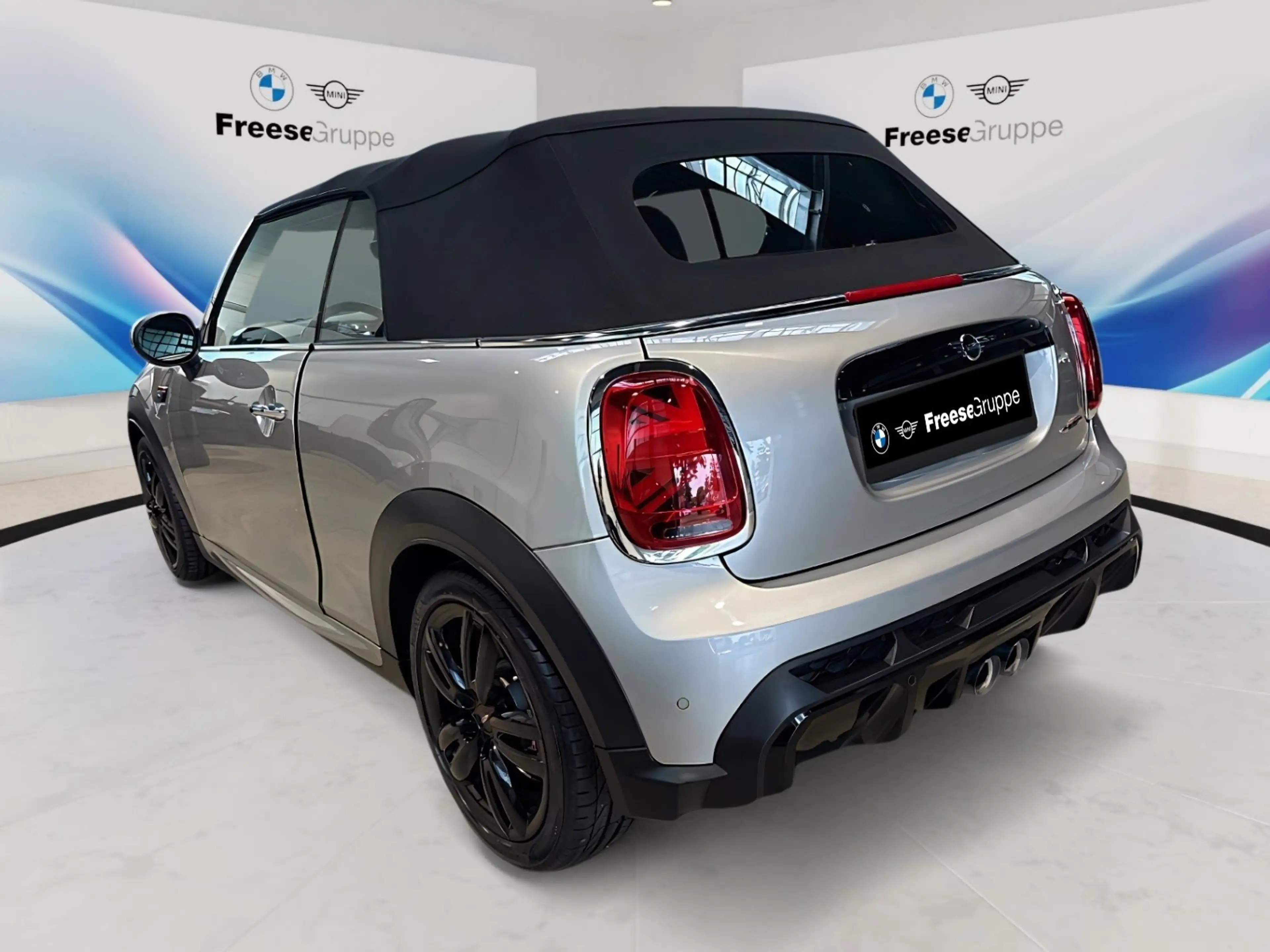 MINI John Cooper Works Cabrio John Cooper Works Cabrio DAB LED Klimaaut. PDC — photo 4