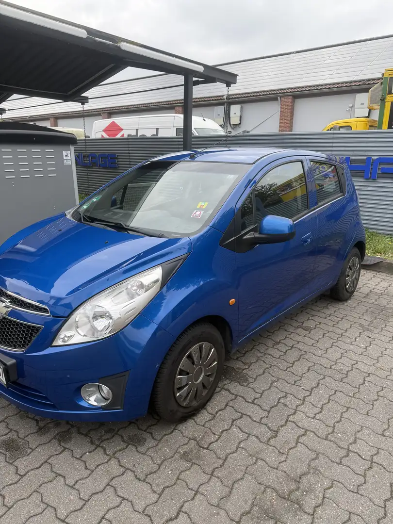 Chevrolet Spark 1.0 LS in Blau - 2