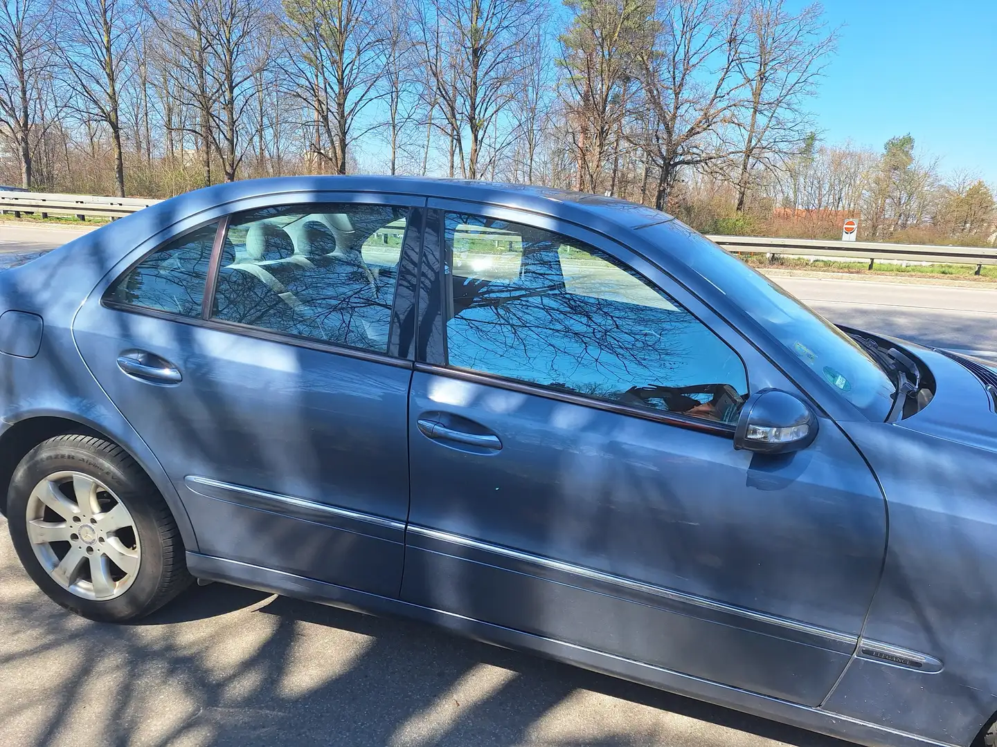 Mercedes-Benz E 320 E 320 CDI Elegance Blau - 2
