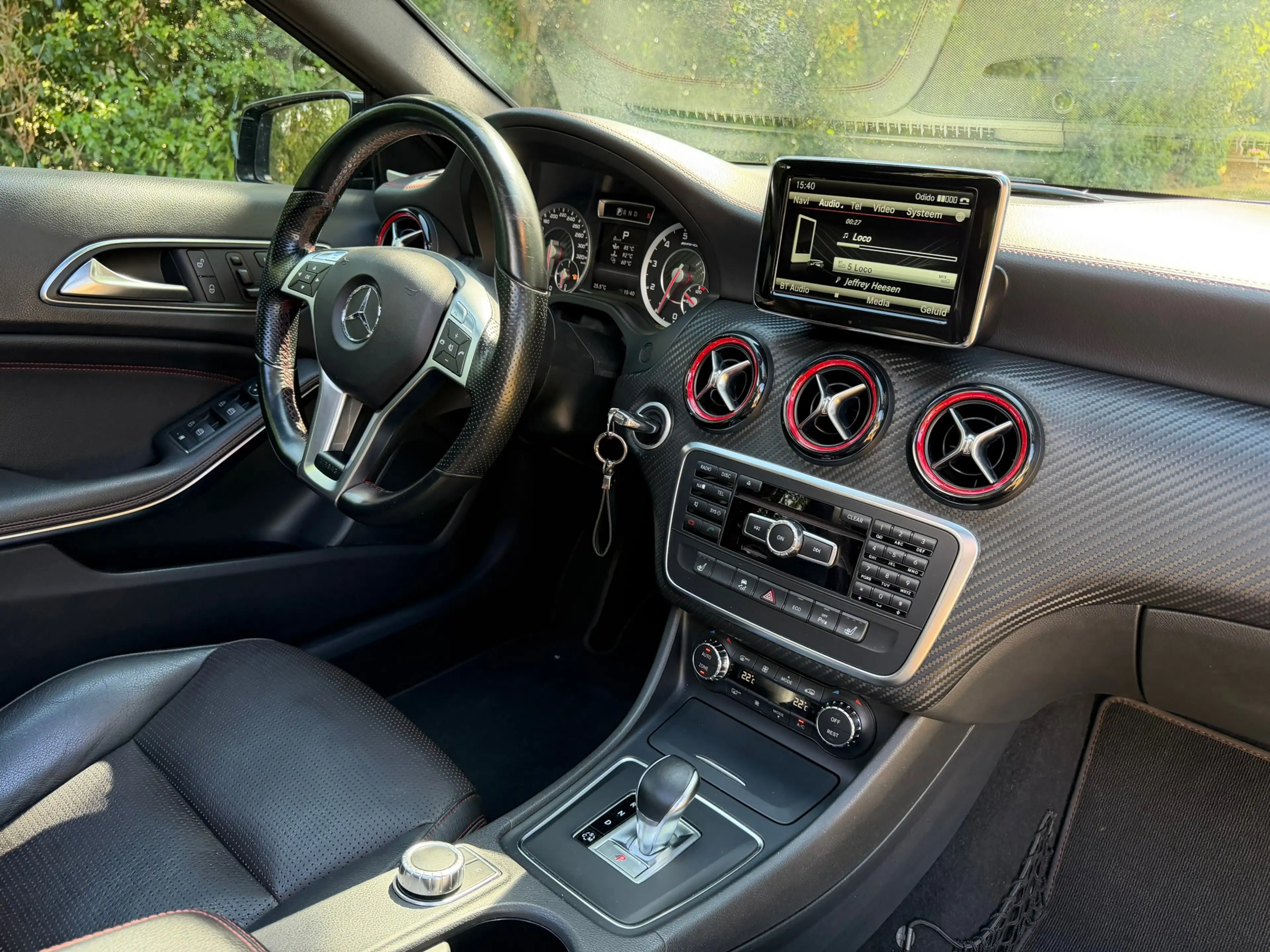 Mercedes-Benz A 45 AMG 4MATIC | Pano + Harman/kardon + Spoiler Nu € 19.97 — photo 14