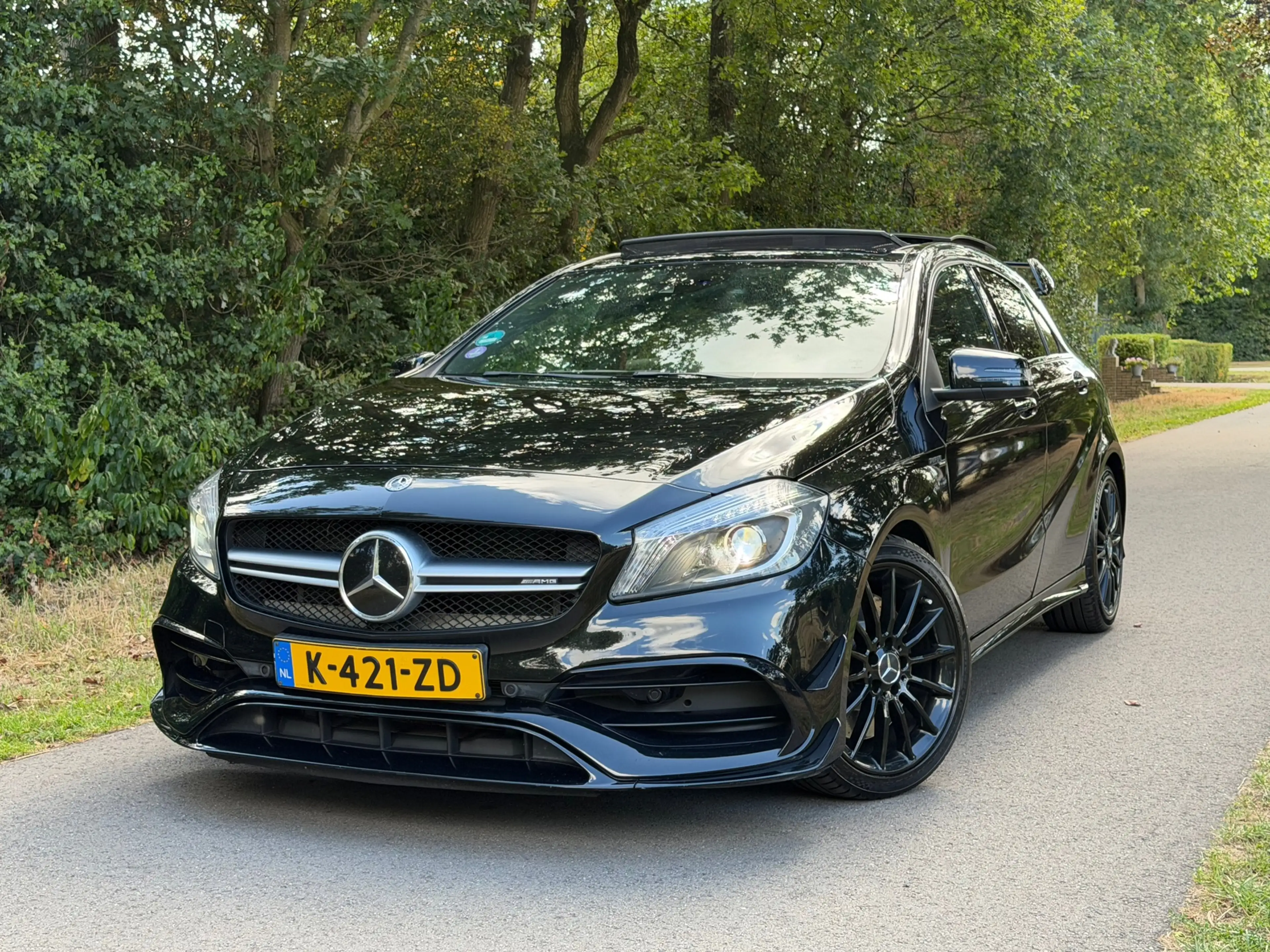 Mercedes-Benz A 45 AMG 4MATIC | Pano + Harman/kardon + Spoiler Nu € 19.97