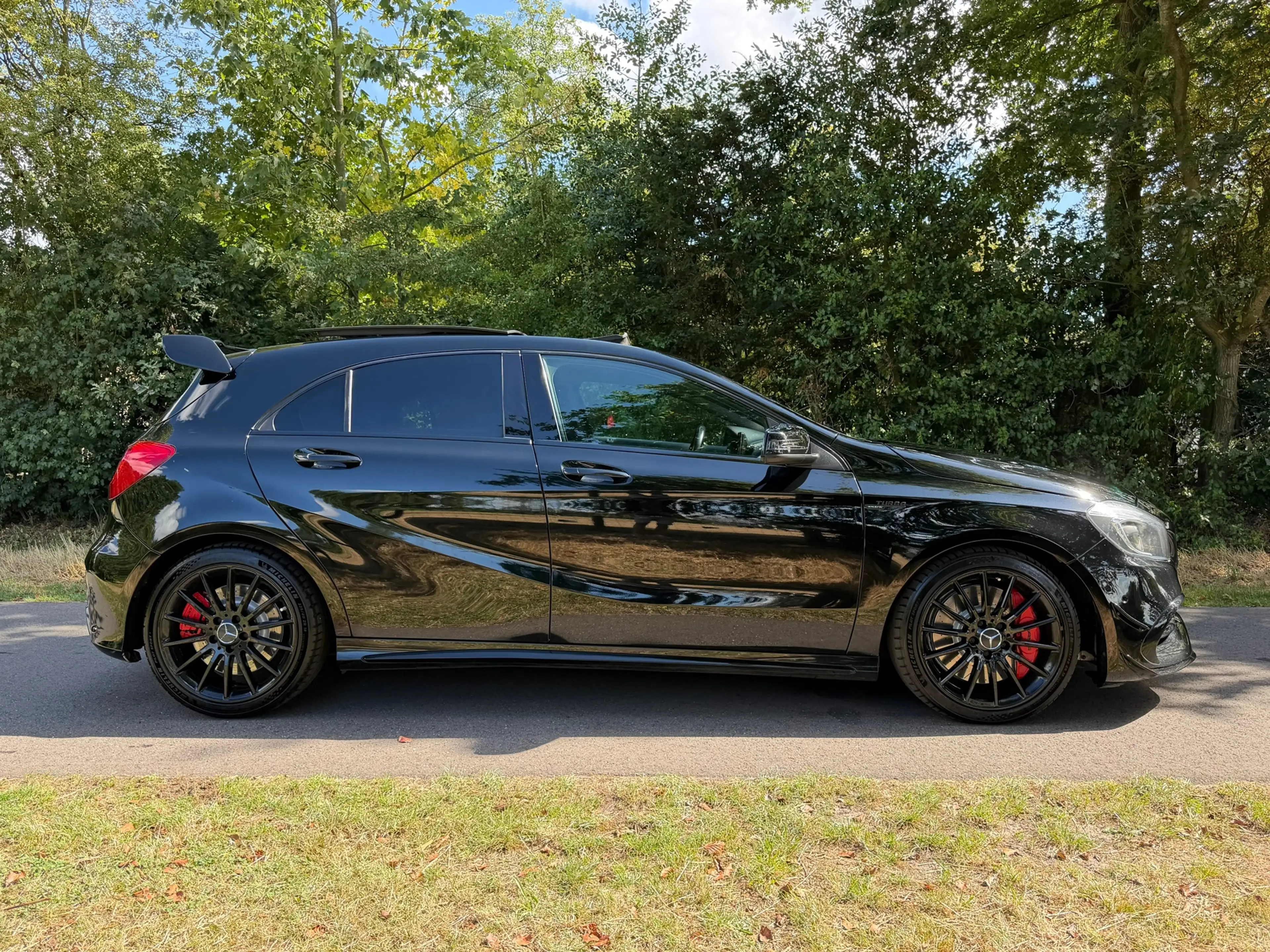 Mercedes-Benz A 45 AMG 4MATIC | Pano + Harman/kardon + Spoiler Nu € 19.97 — photo 2