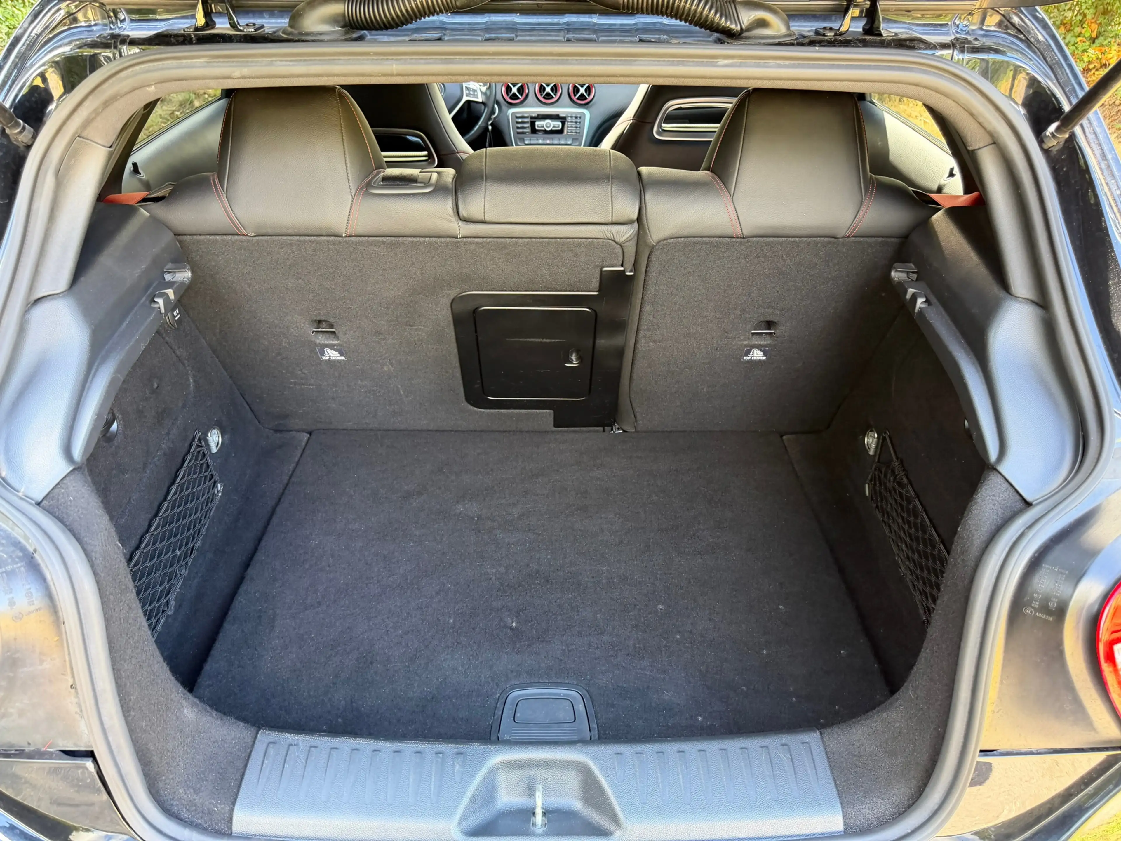 Mercedes-Benz A 45 AMG 4MATIC | Pano + Harman/kardon + Spoiler Nu € 19.97 — photo 8