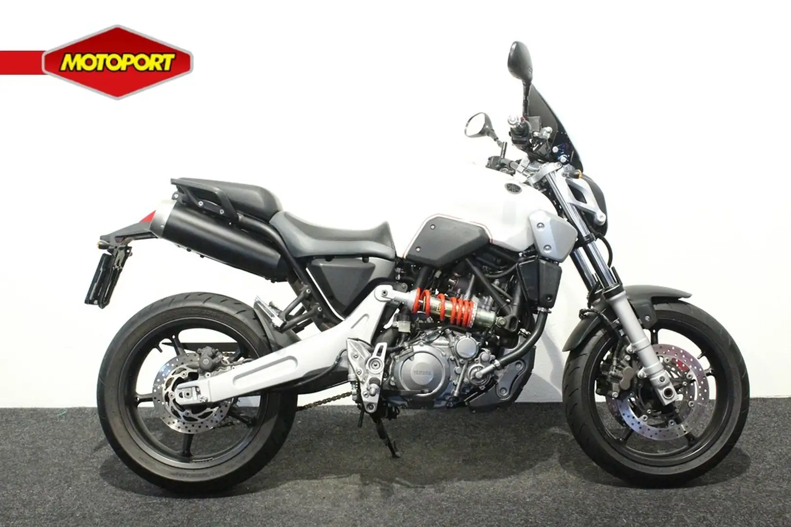 Yamaha MT-03 Zwart - 1