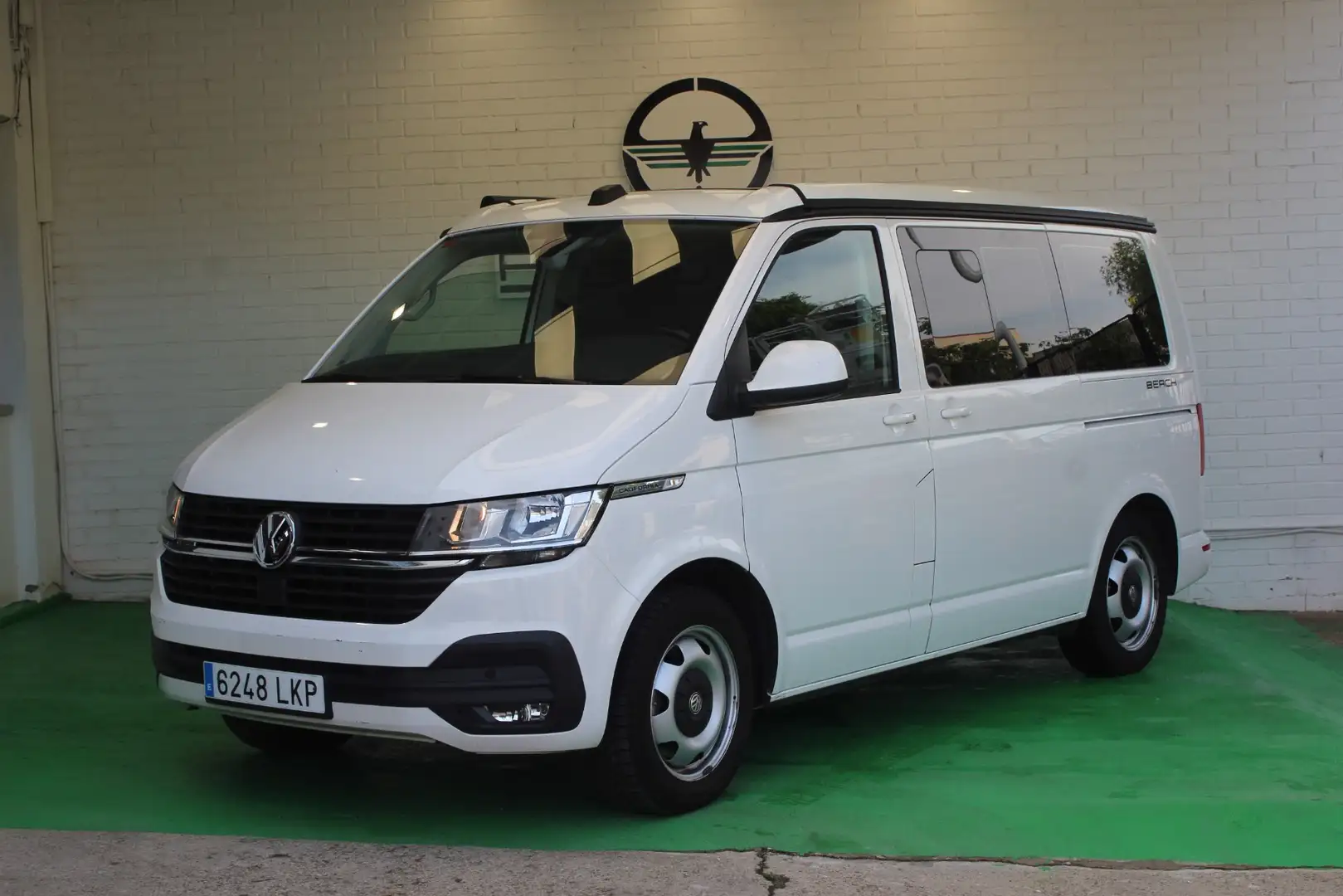 Volkswagen T6 California 2.0TDI BMT Beach Tour 4M DSG 110kW Blanc - 1