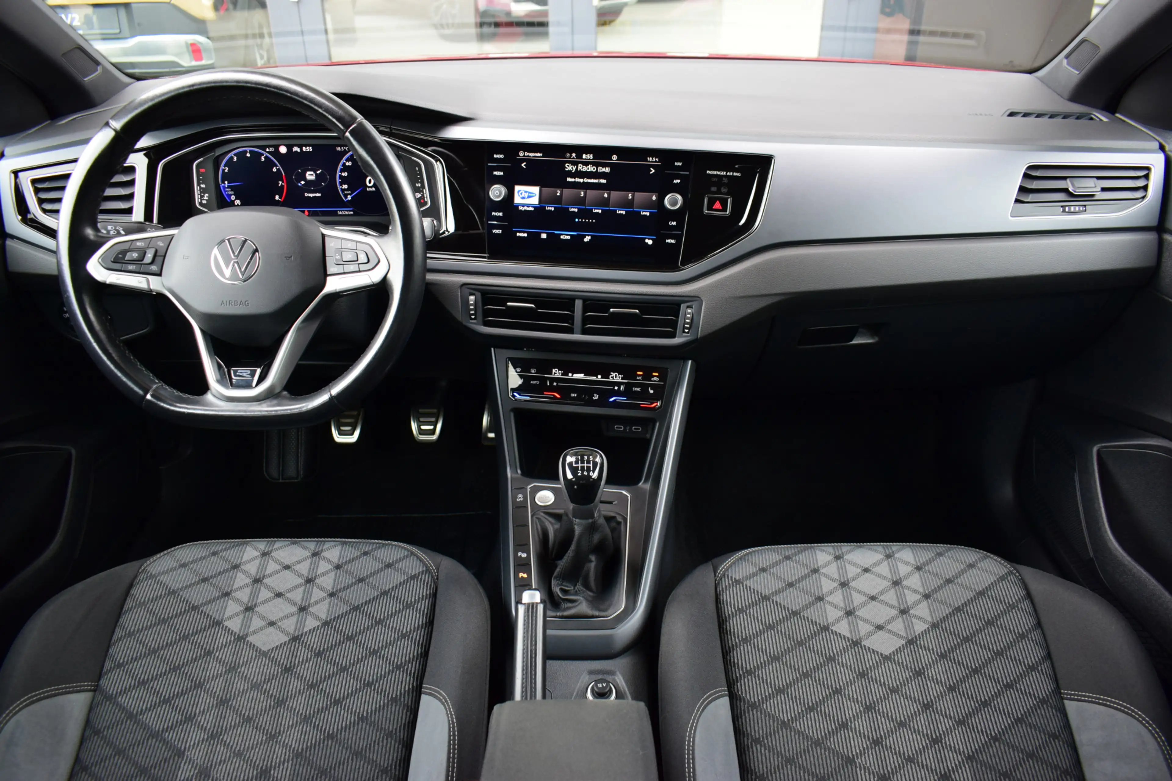 Volkswagen Taigo 1.0 TSI R-Line | Trekhaak | Panoramdak | Stoelverw — photo 3