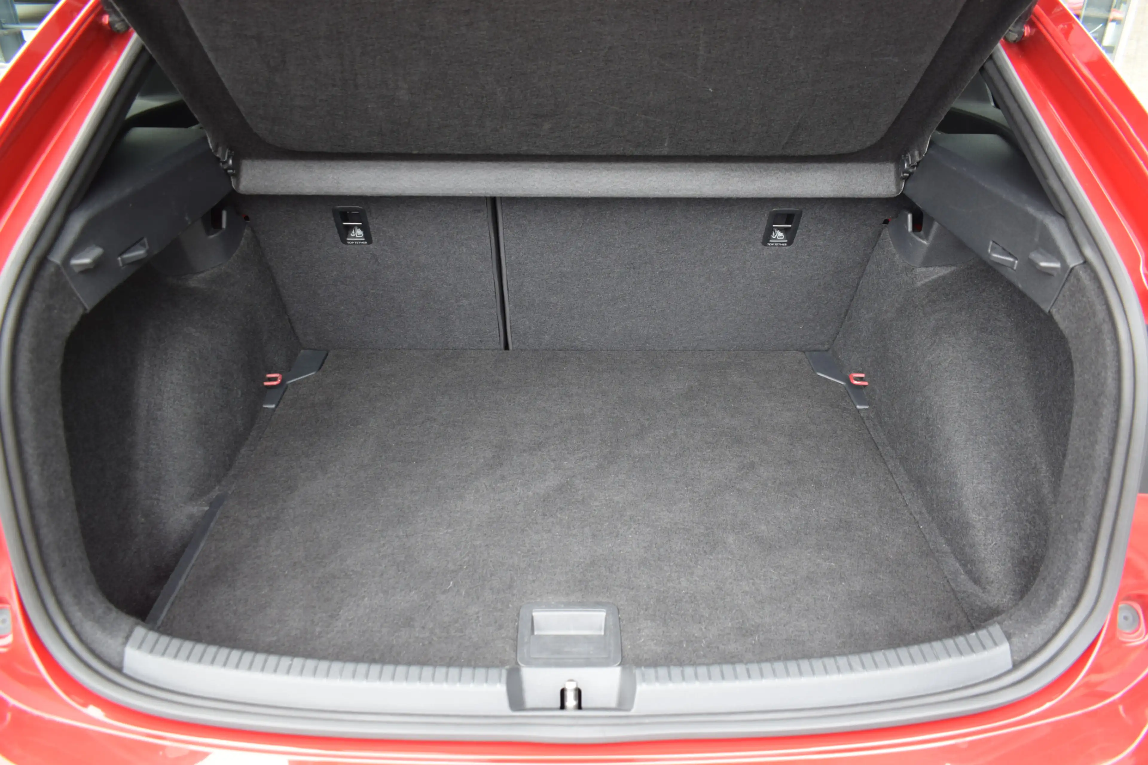 Volkswagen Taigo 1.0 TSI R-Line | Trekhaak | Panoramdak | Stoelverw — photo 11