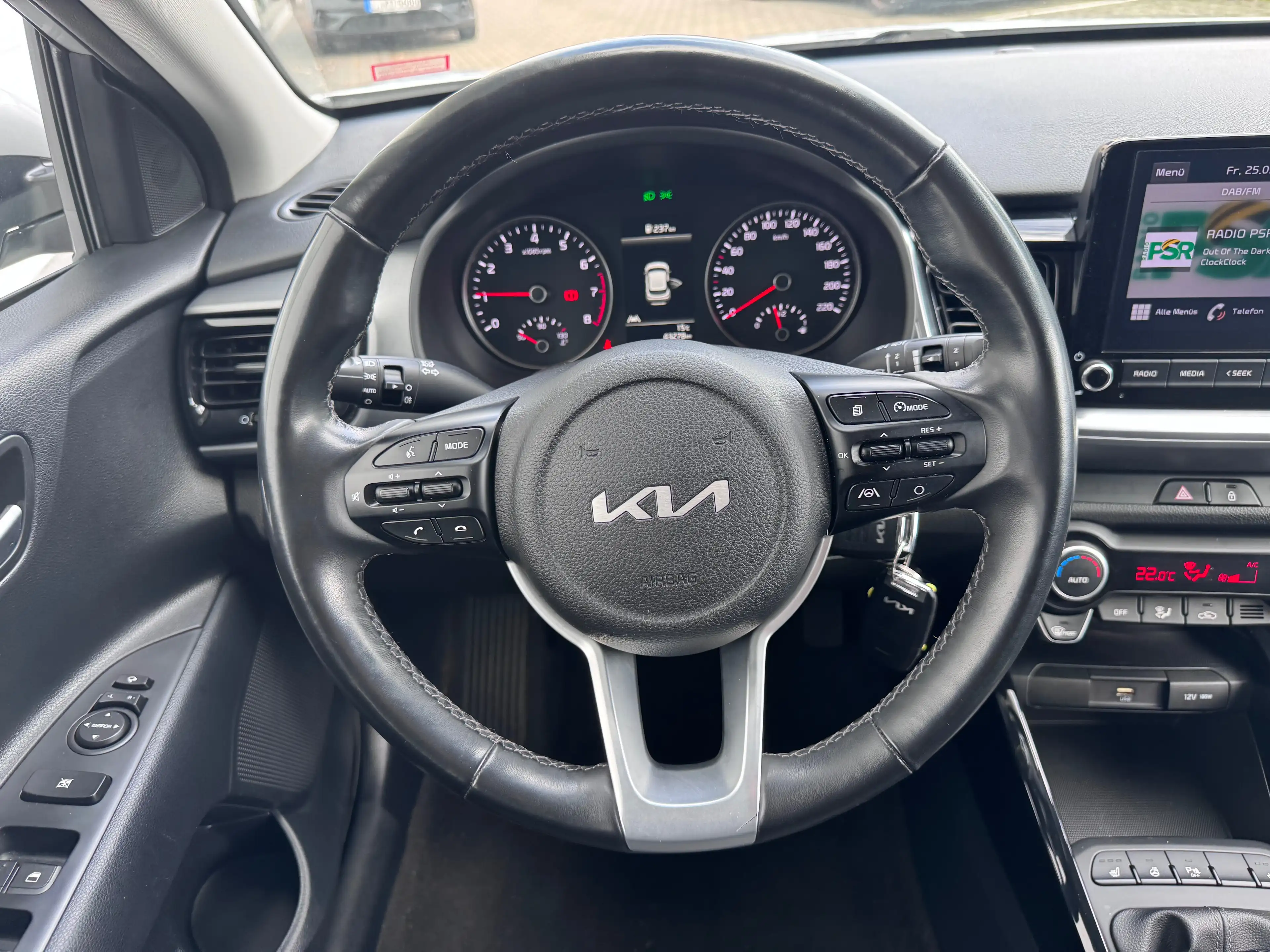 Kia Stonic Vision Sitzheizung Lenkradheizung — photo 10