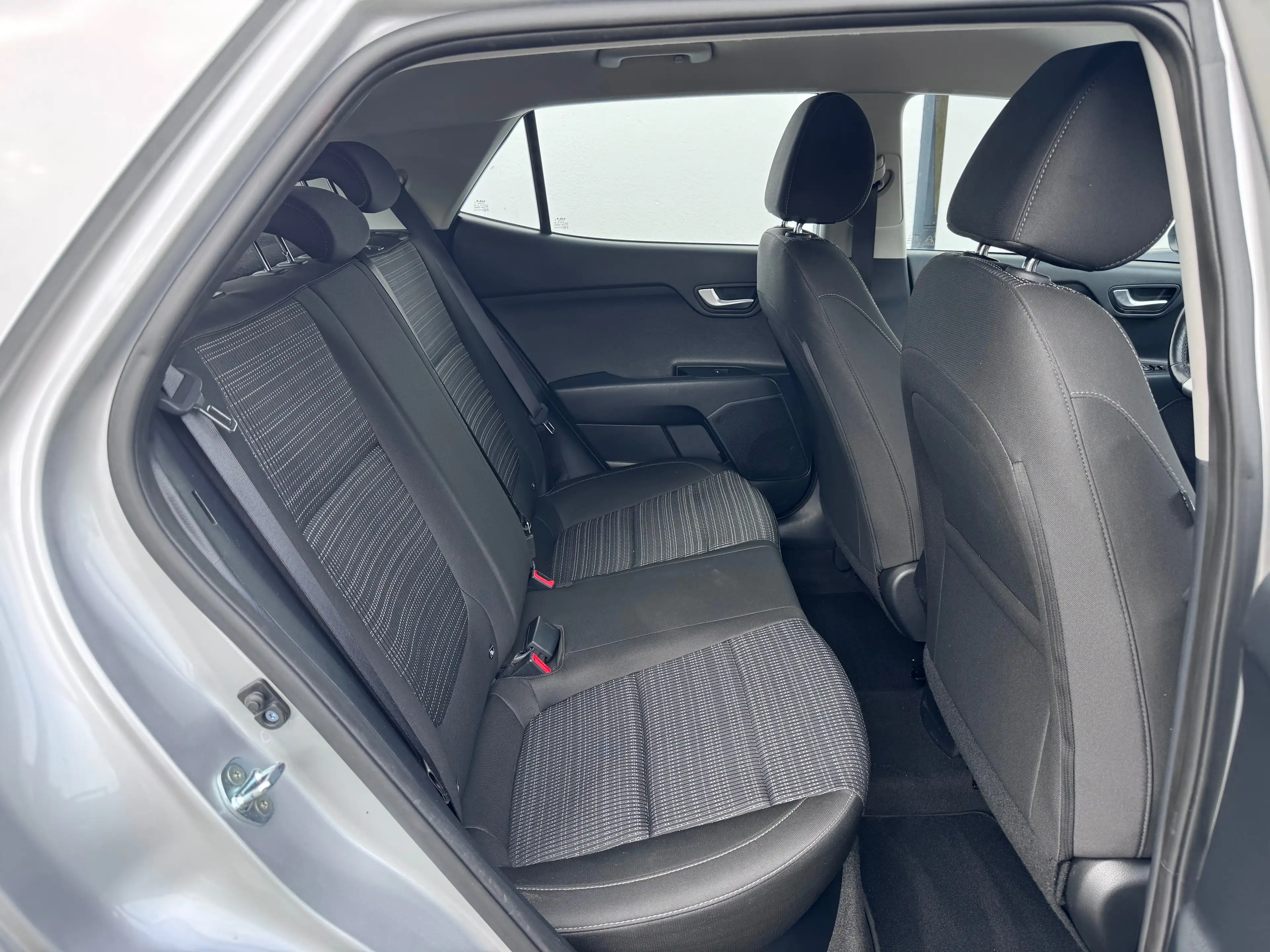 Kia Stonic Vision Sitzheizung Lenkradheizung — photo 8