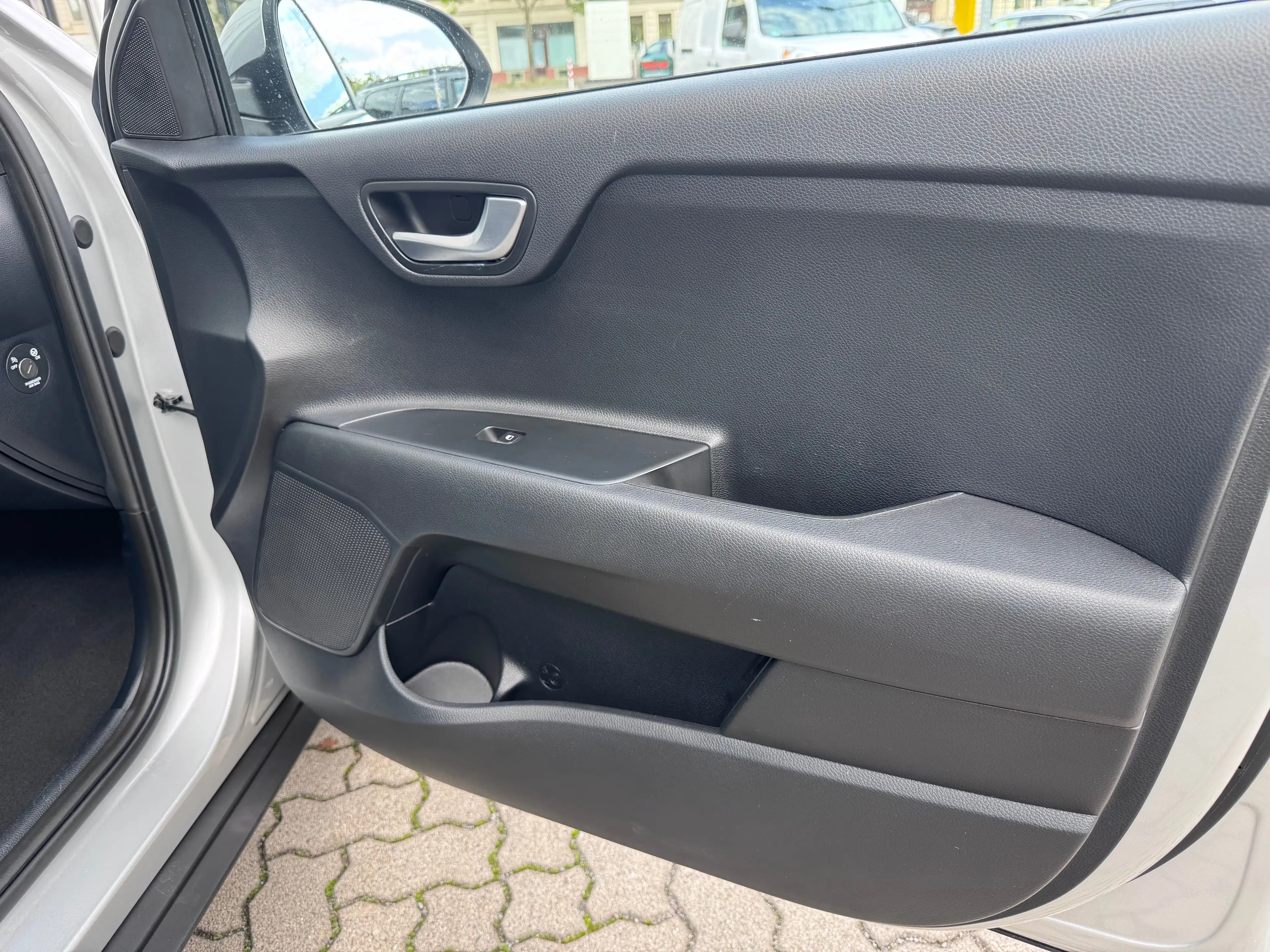 Kia Stonic Vision Sitzheizung Lenkradheizung — photo 12