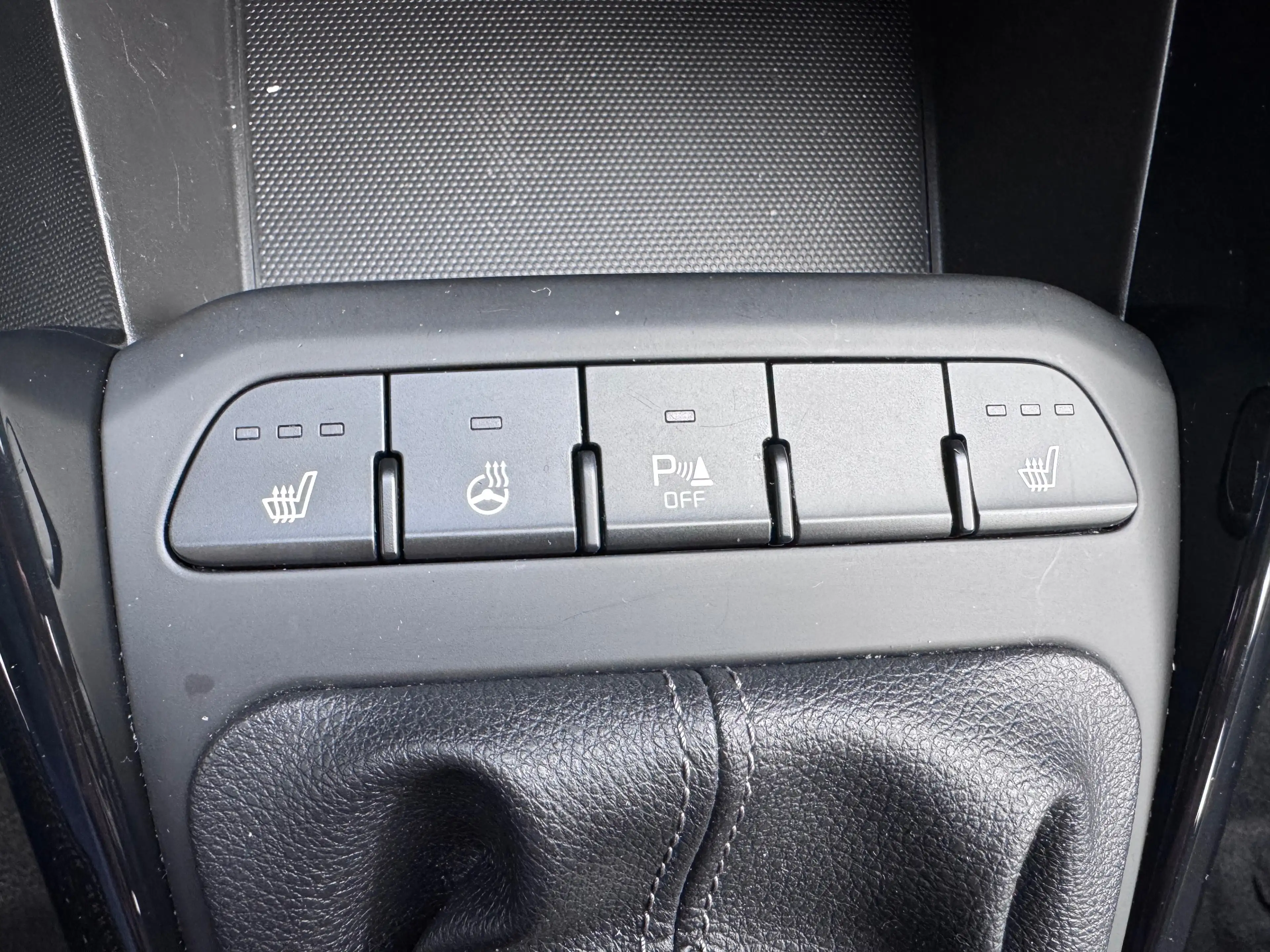 Kia Stonic Vision Sitzheizung Lenkradheizung — photo 13