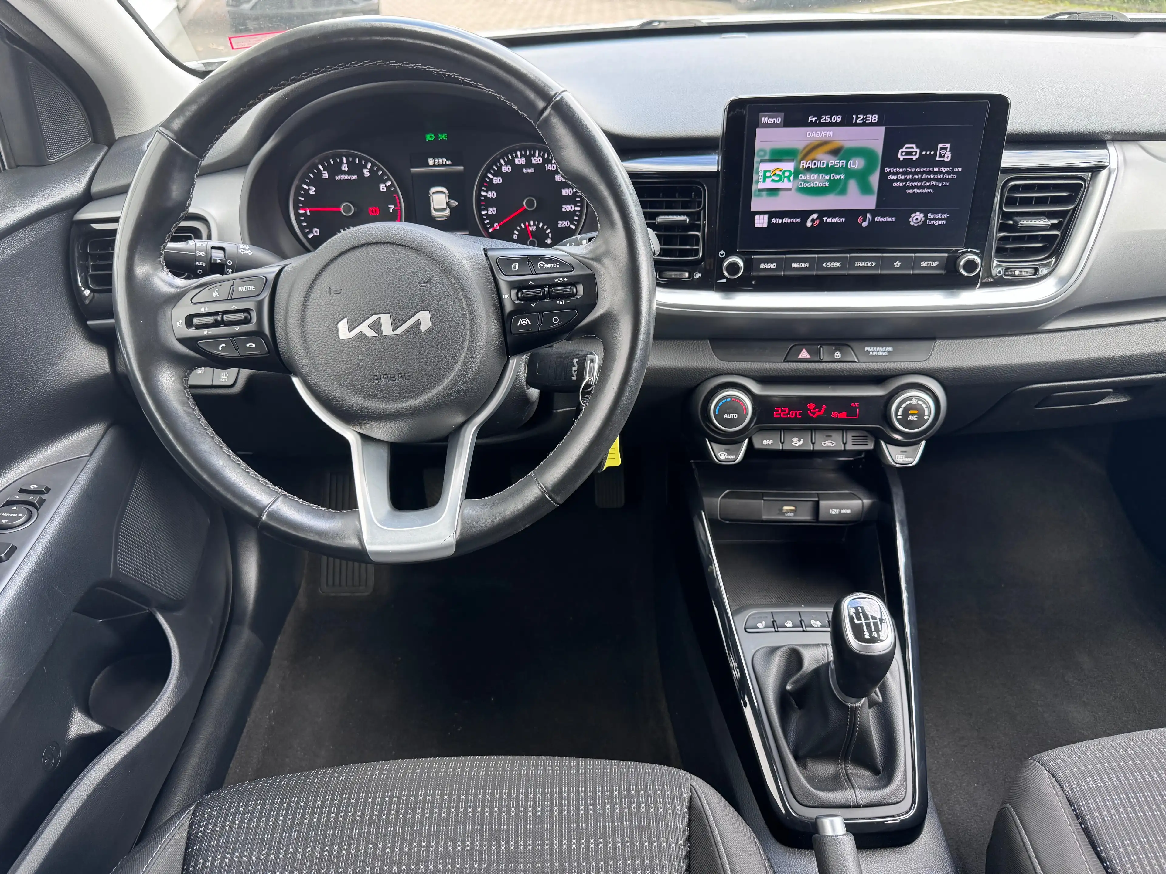 Kia Stonic Vision Sitzheizung Lenkradheizung — photo 9