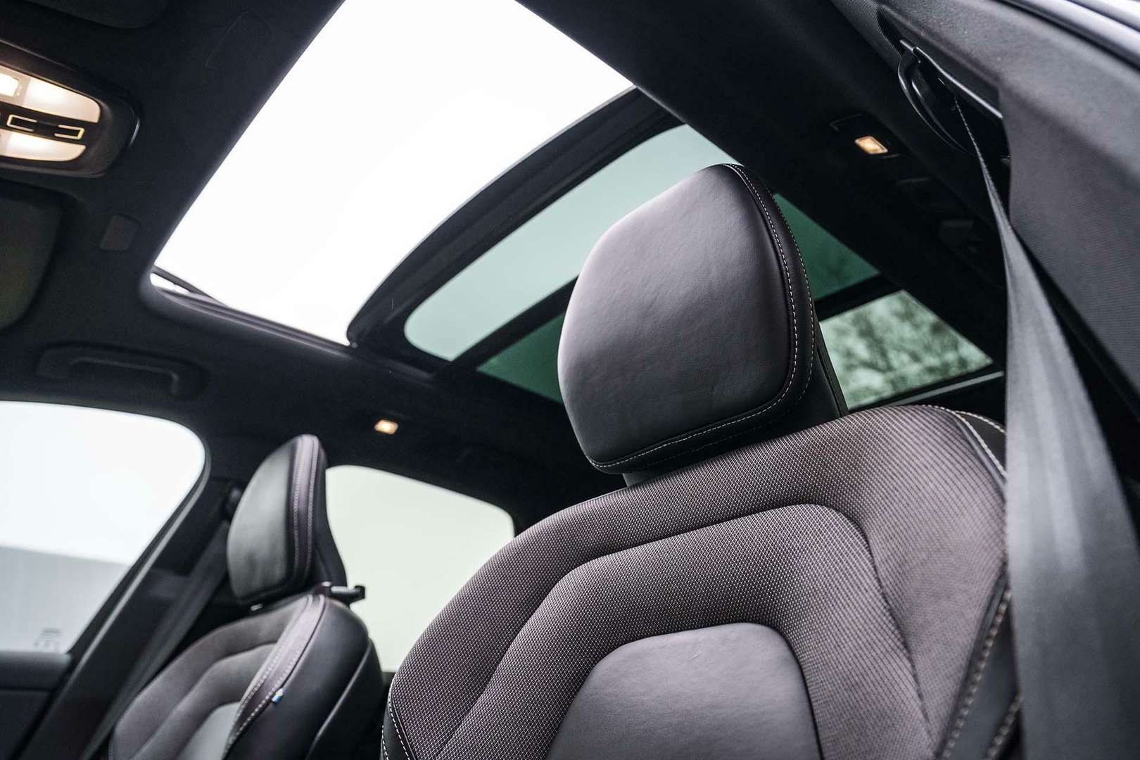 Volvo XC60 R-Design 2.0 Recharge T8 AWD - 2021 - Joinsteer - #39