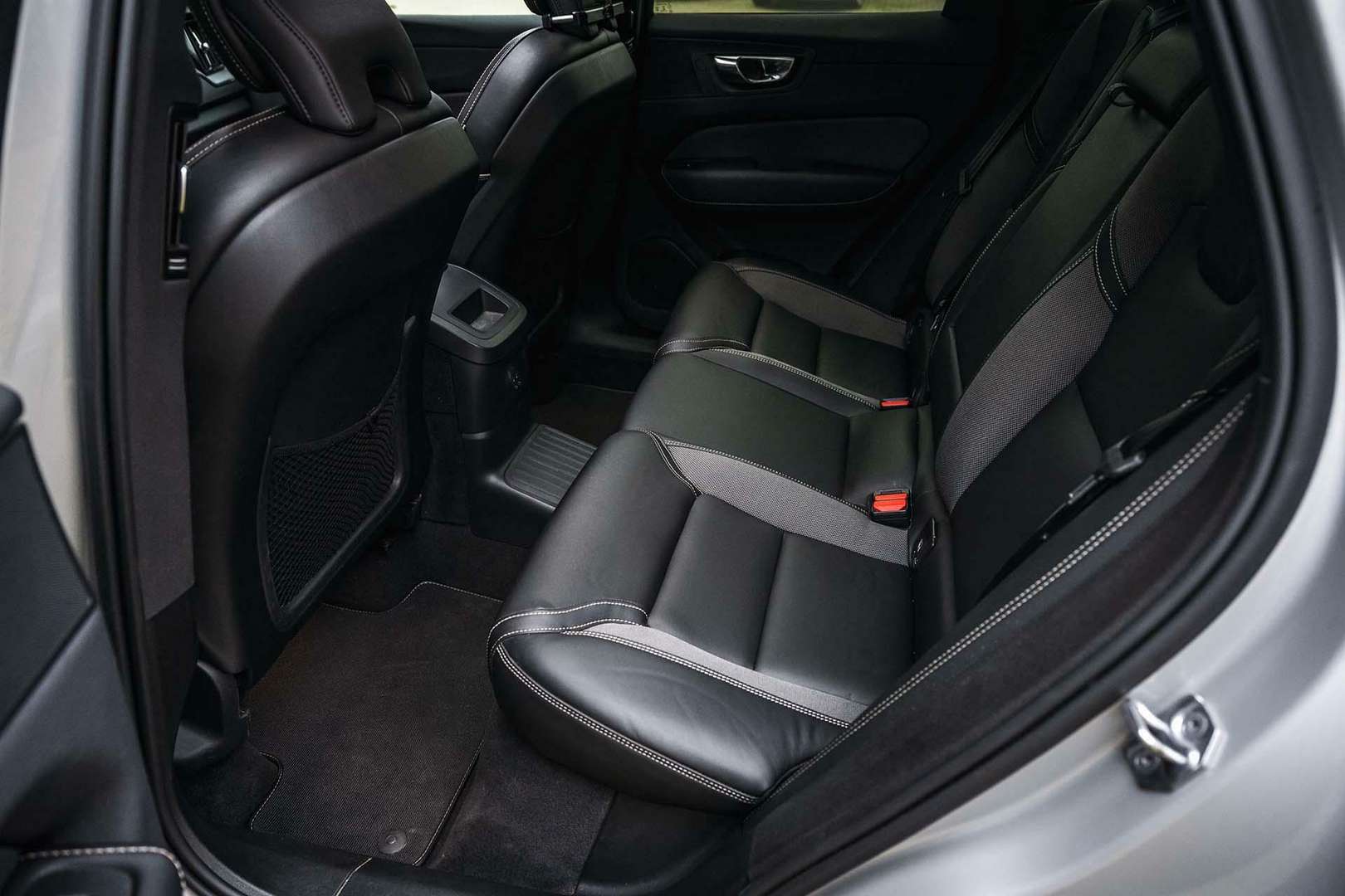 Volvo XC60 R-Design 2.0 Recharge T8 AWD - 2021 - Joinsteer - #21