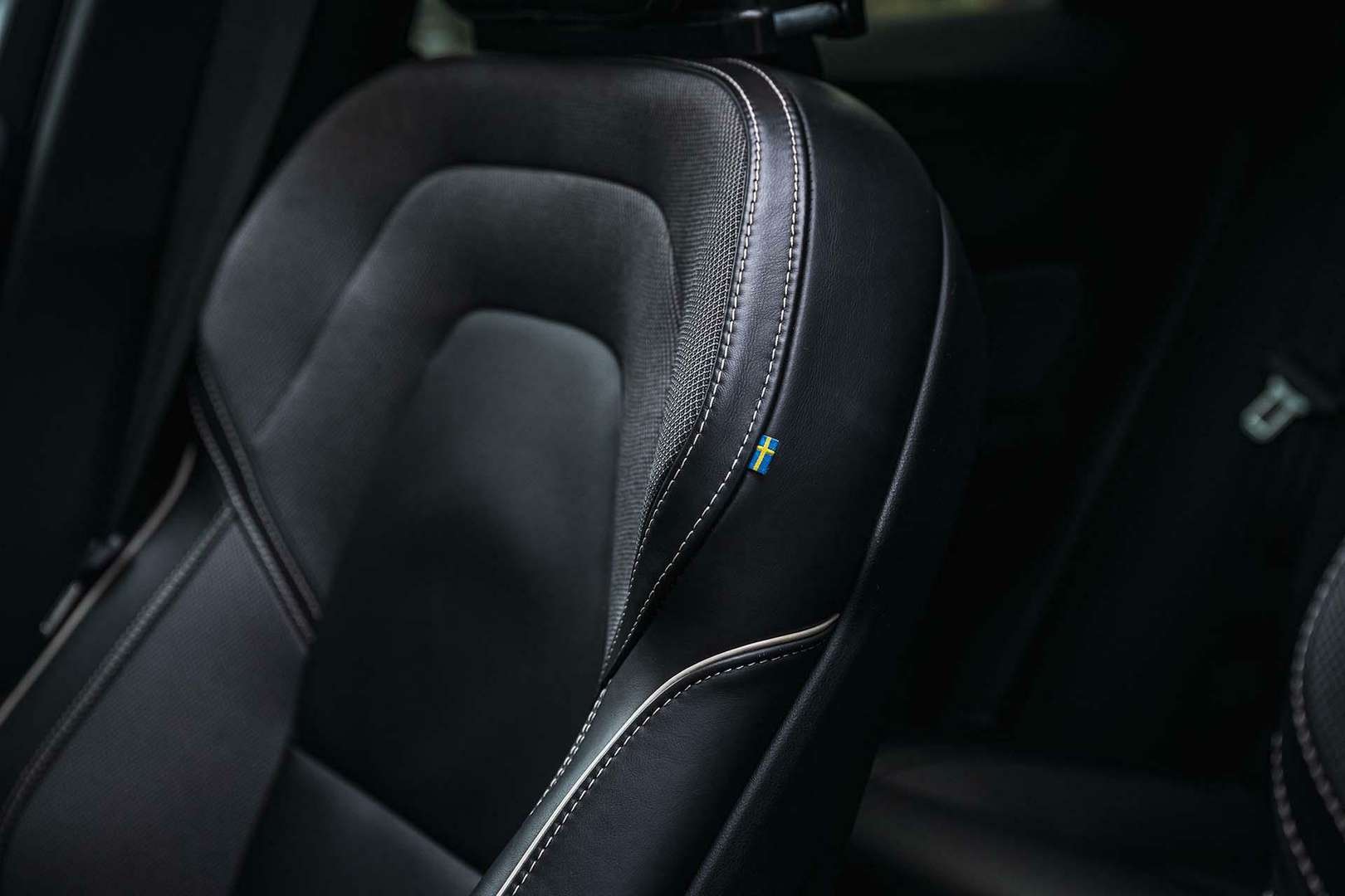 Volvo XC60 R-Design 2.0 Recharge T8 AWD - 2021 - Joinsteer - #40