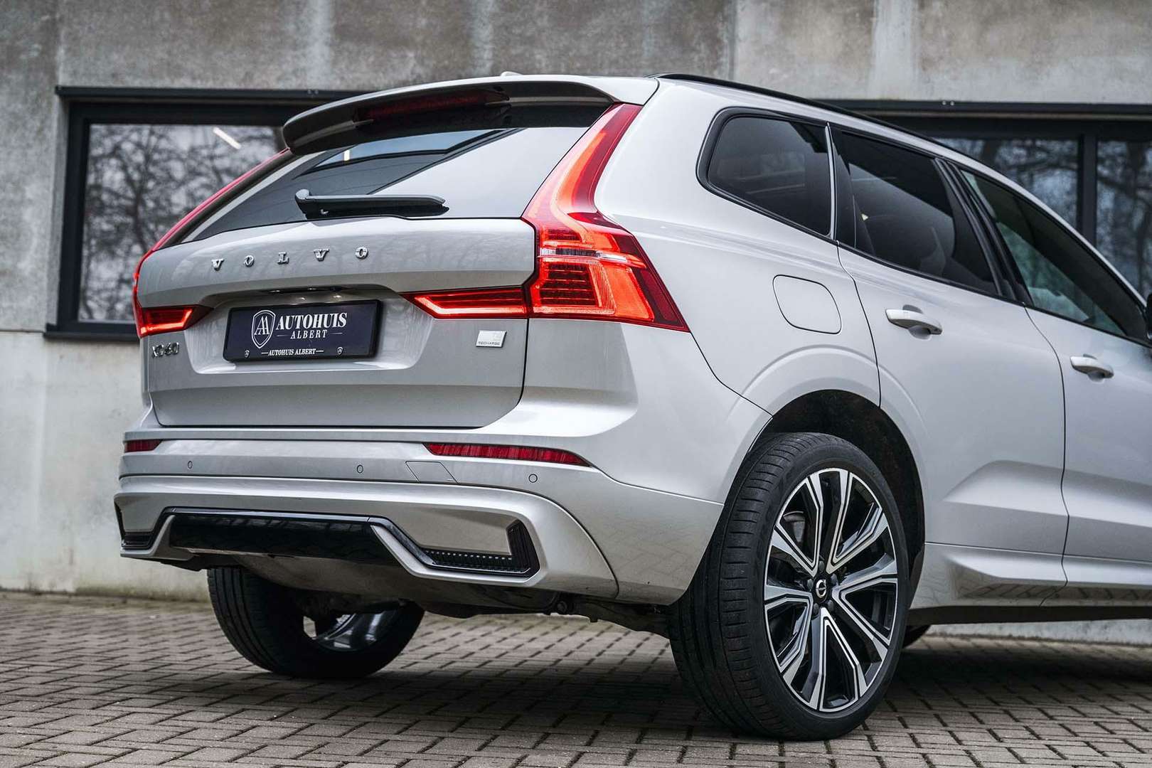 Volvo XC60 R-Design 2.0 Recharge T8 AWD - 2021 - Joinsteer - #10