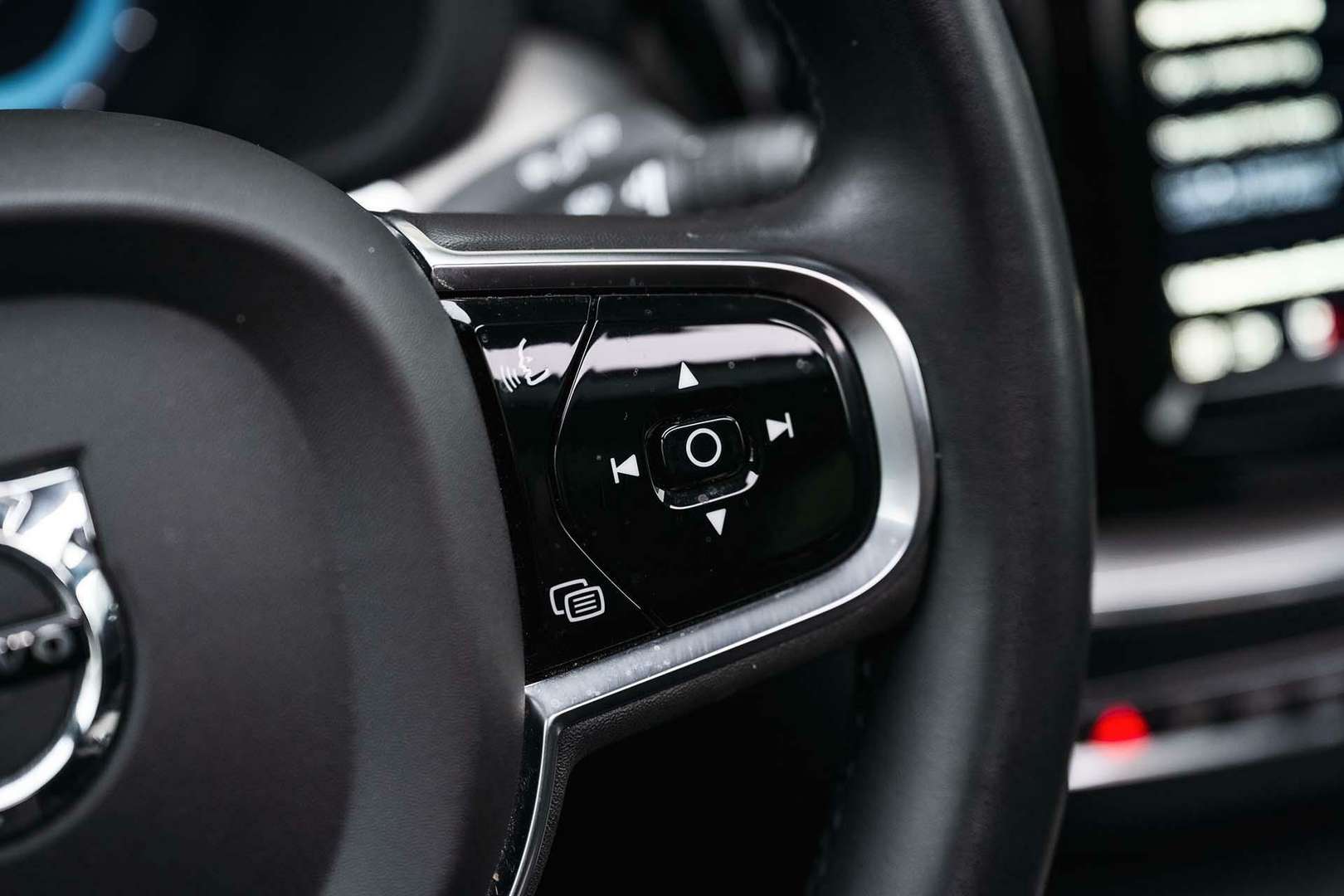 Volvo XC60 R-Design 2.0 Recharge T8 AWD - 2021 - Joinsteer - #35