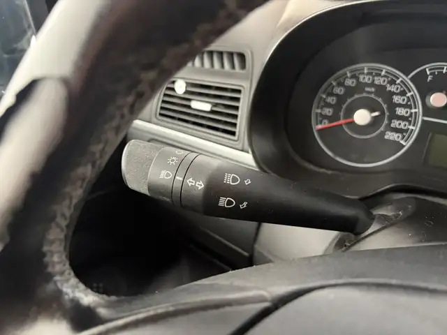 Fiat Grande Punto view 8