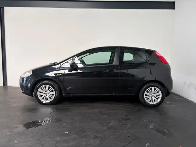 Fiat Grande Punto view 21