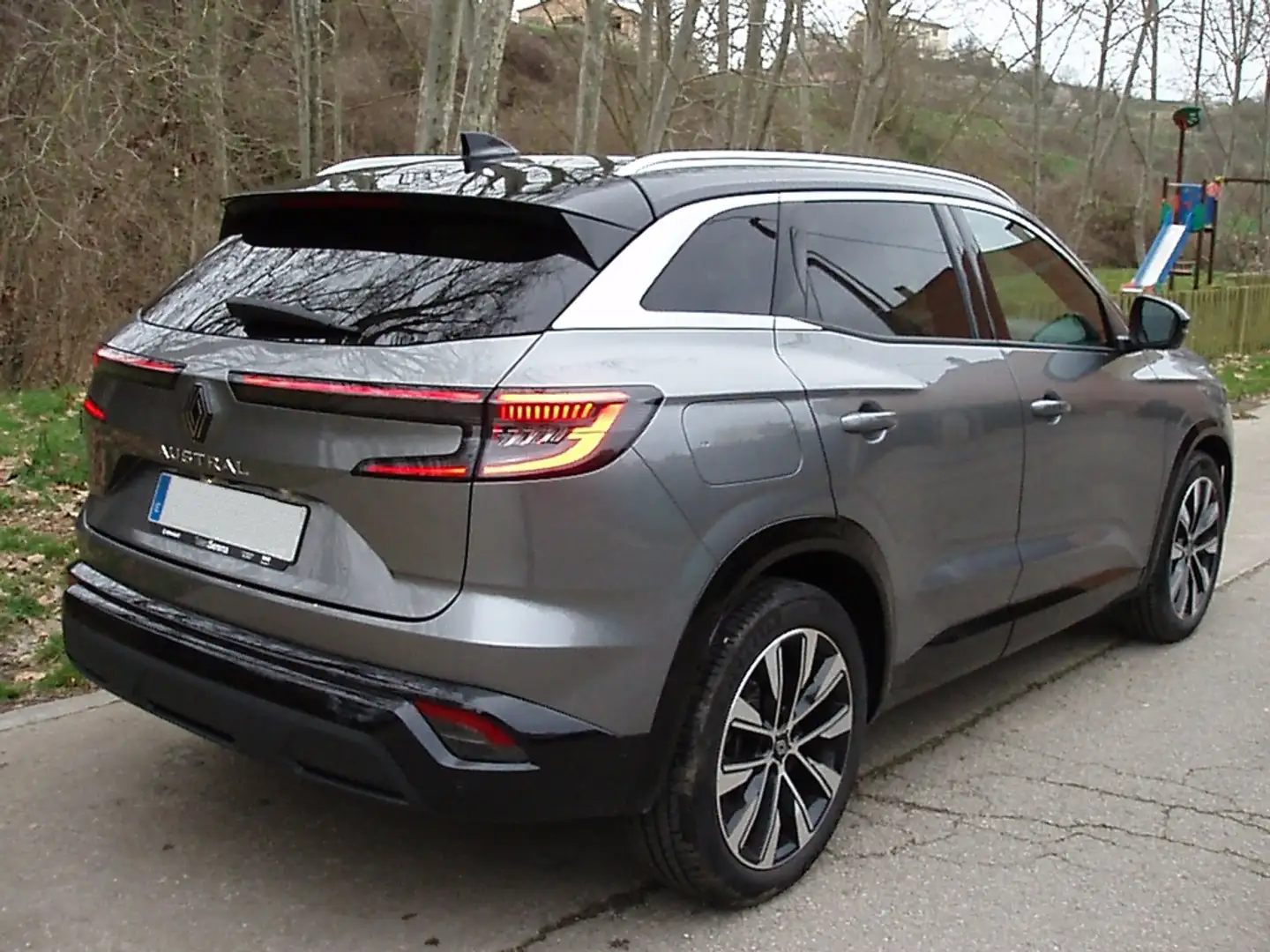 Renault Austral 1.3 TCe Mild Hybrid Techno CVT 103kW Gris - 2