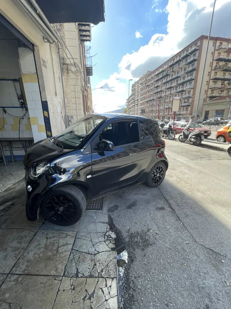 smart forTwo 1.0 Passion 71cv twinamic Nero - 1
