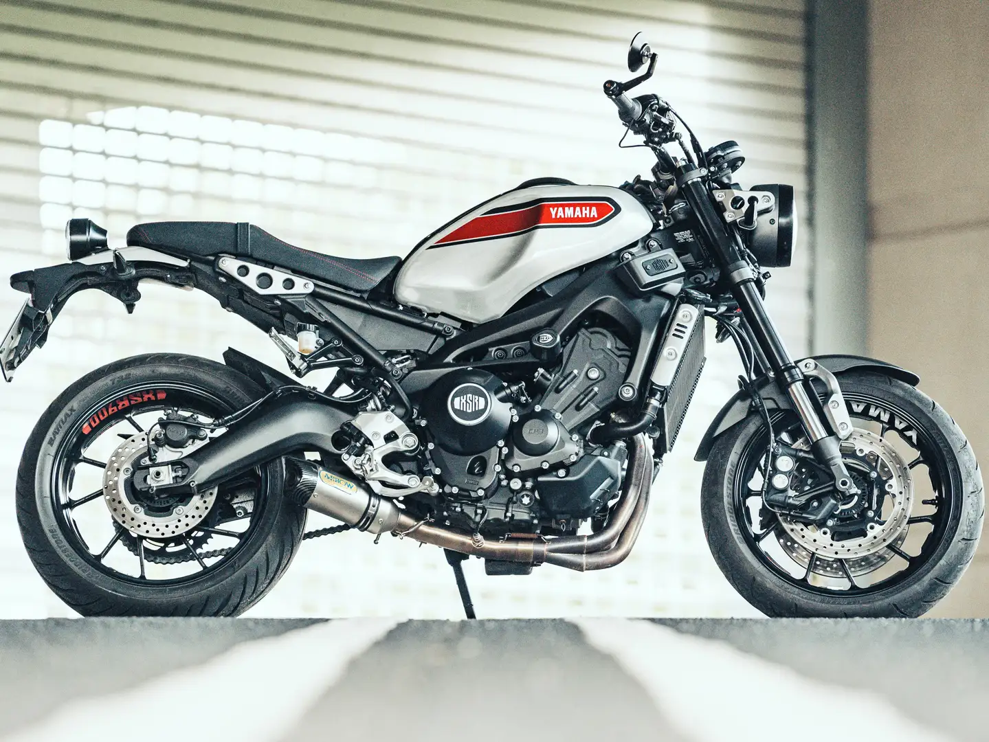 Yamaha XSR 900 Argent - 2