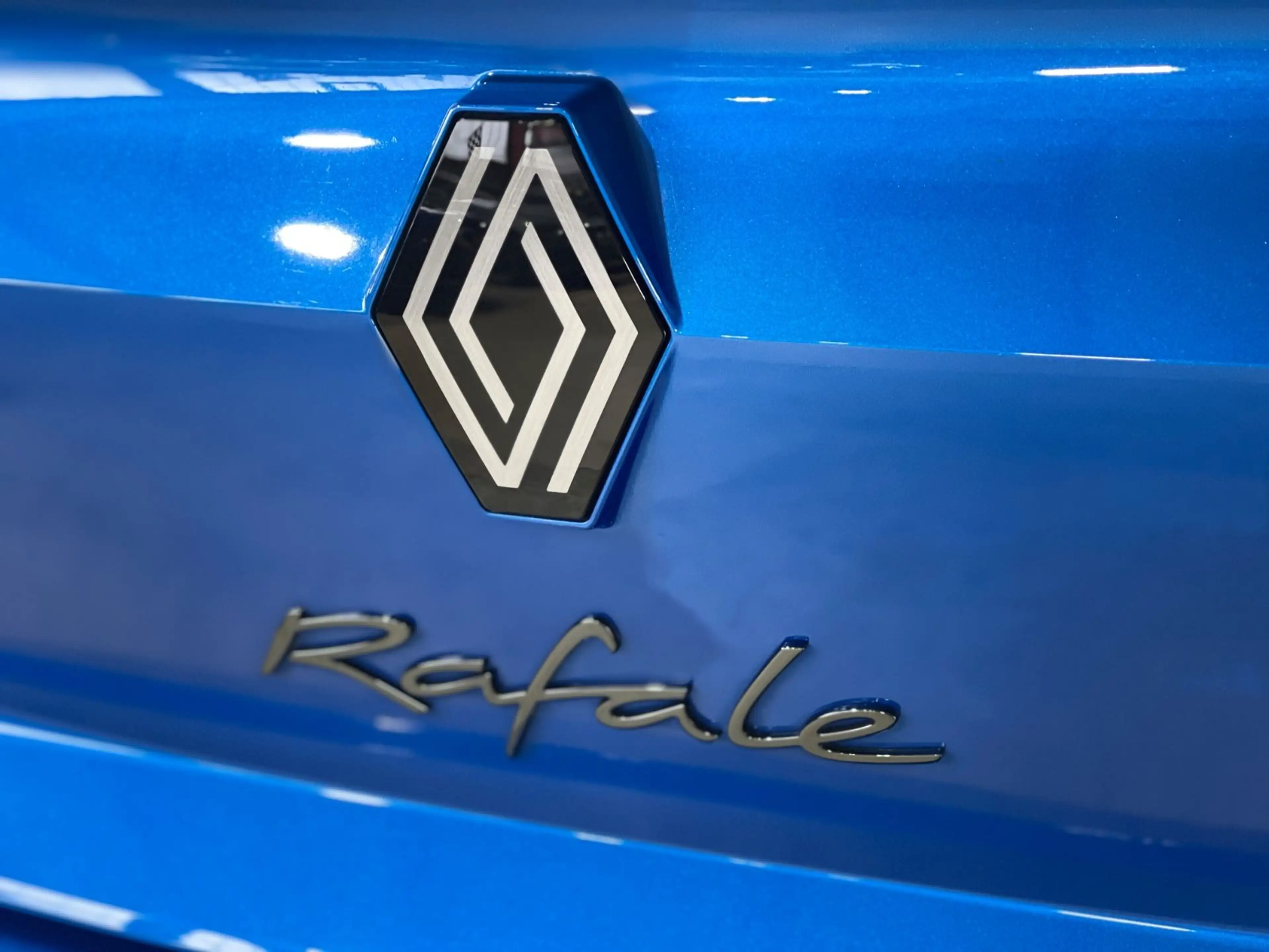 Renault Rafale 200 E-Tech Full Hybrid Esprit Alpine — photo 9